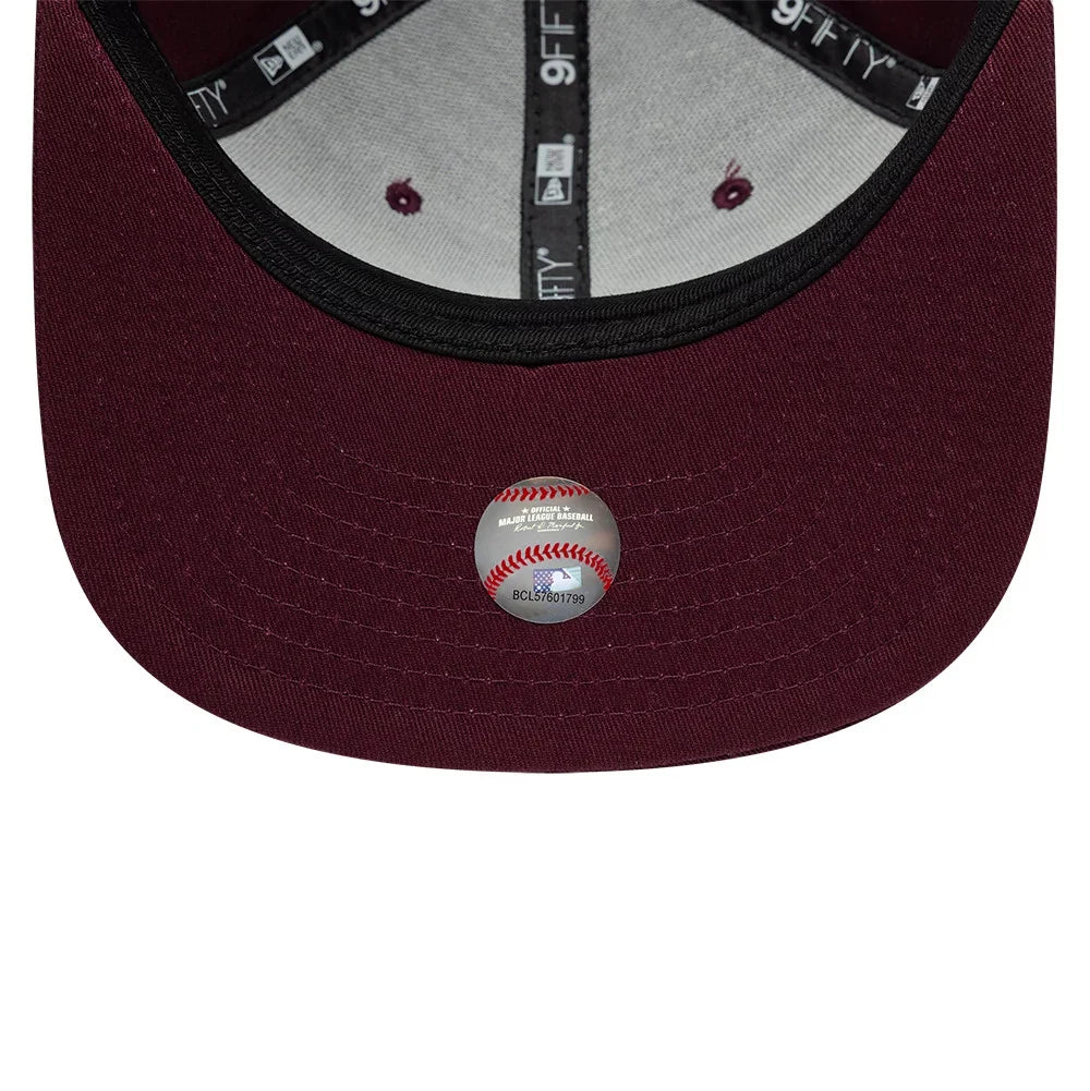 New Era Cappello 9FIFTY New York Yankees MLB League Essential Purple Original Fit Snapback Adjustable