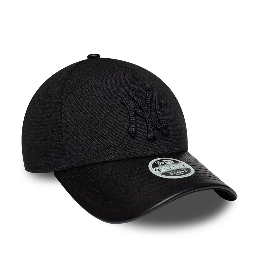 NEW ERA CAPPELLO 9FORTY M-Crown A-Frame NEW YORK Yankees Womens MLB Fabric Mix Black Adjustable