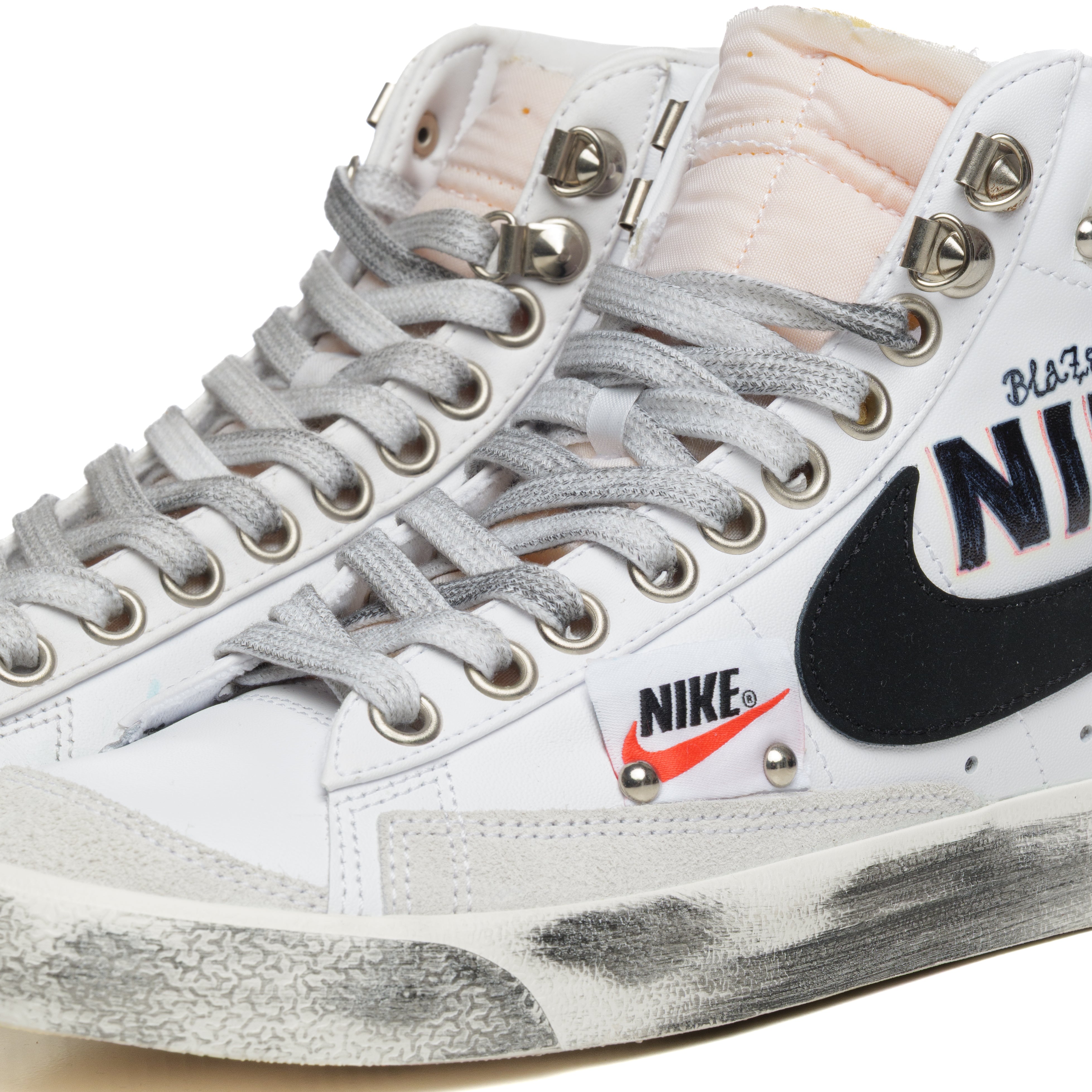 BLAZER BLACK EDITION