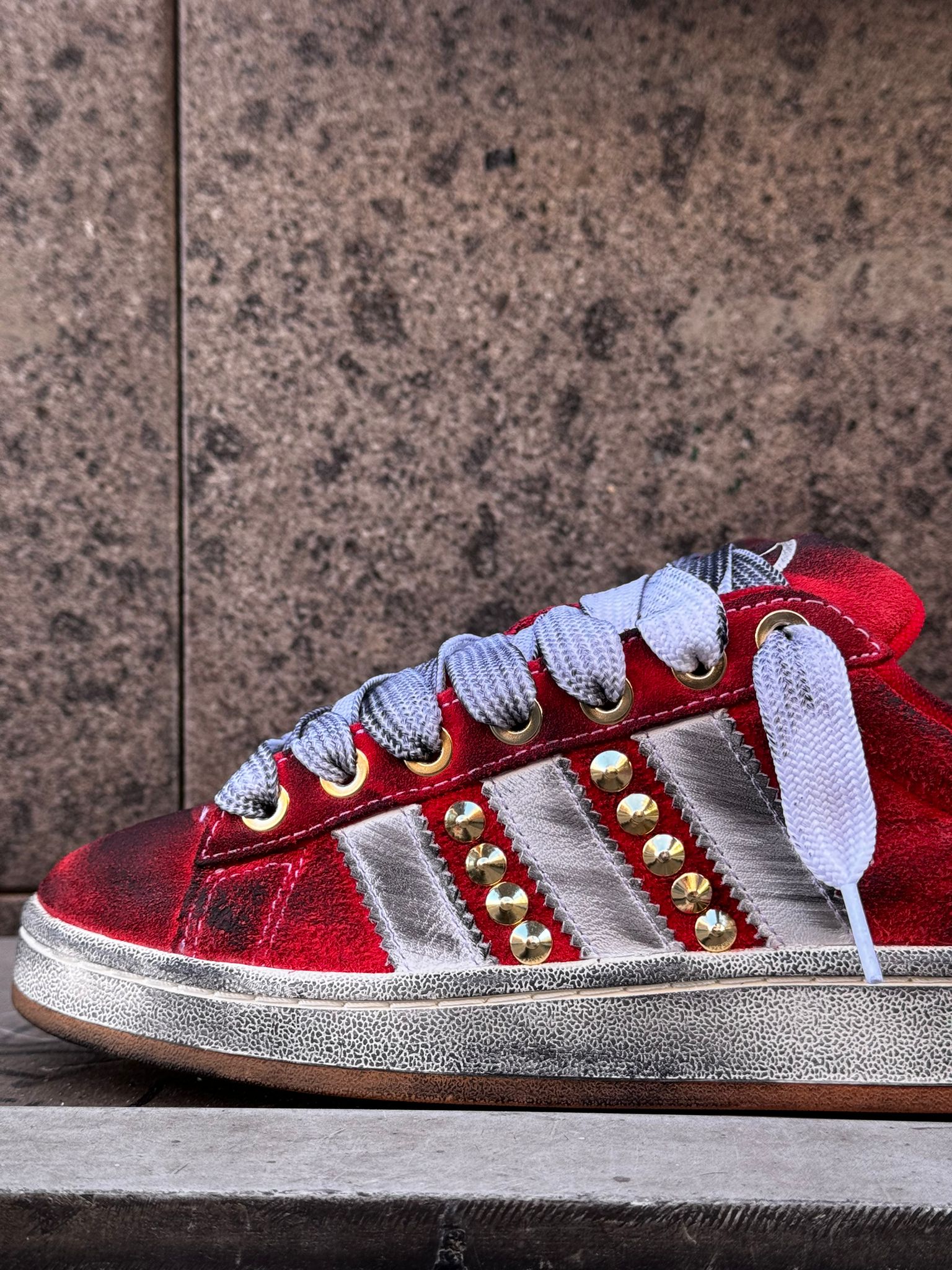 Snezed ADIDAS CAMPUS 00 SCUSTOM RED GOLD