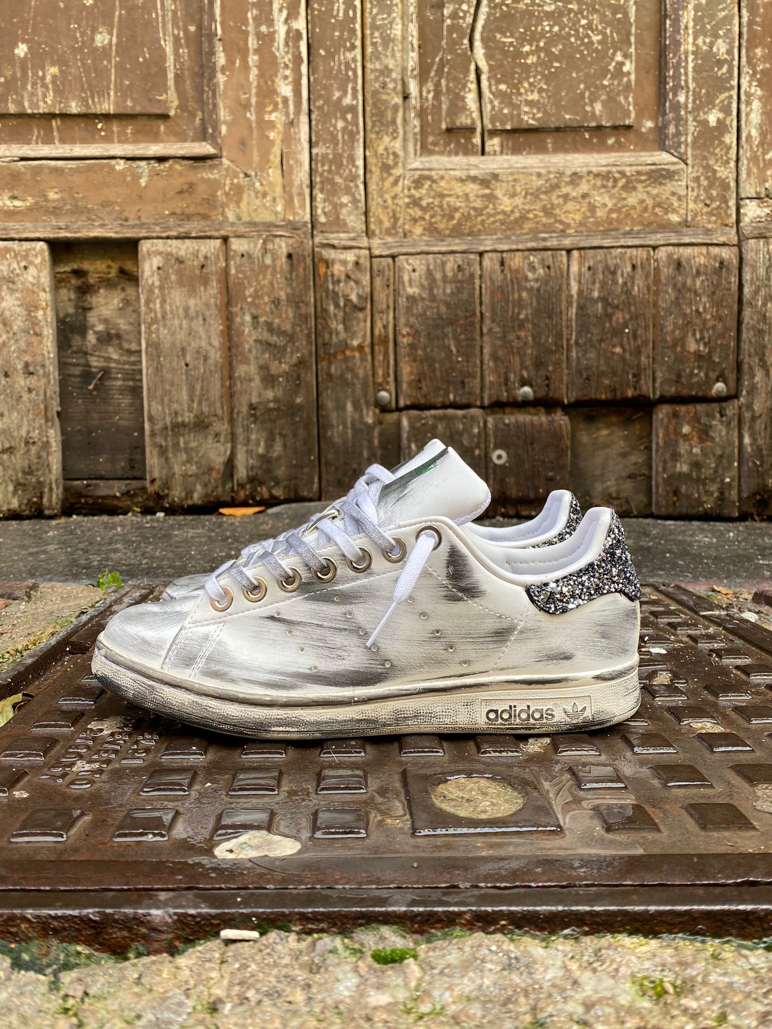 STAN SMITH BLACK SILVER GLITTER