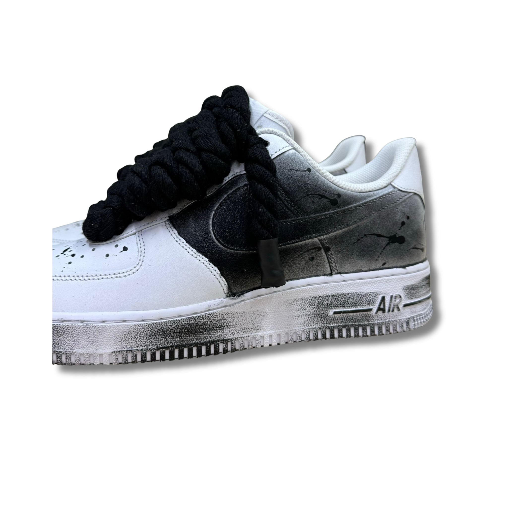 Snezed NIKE AIR FORCEBRUSHED BLACK