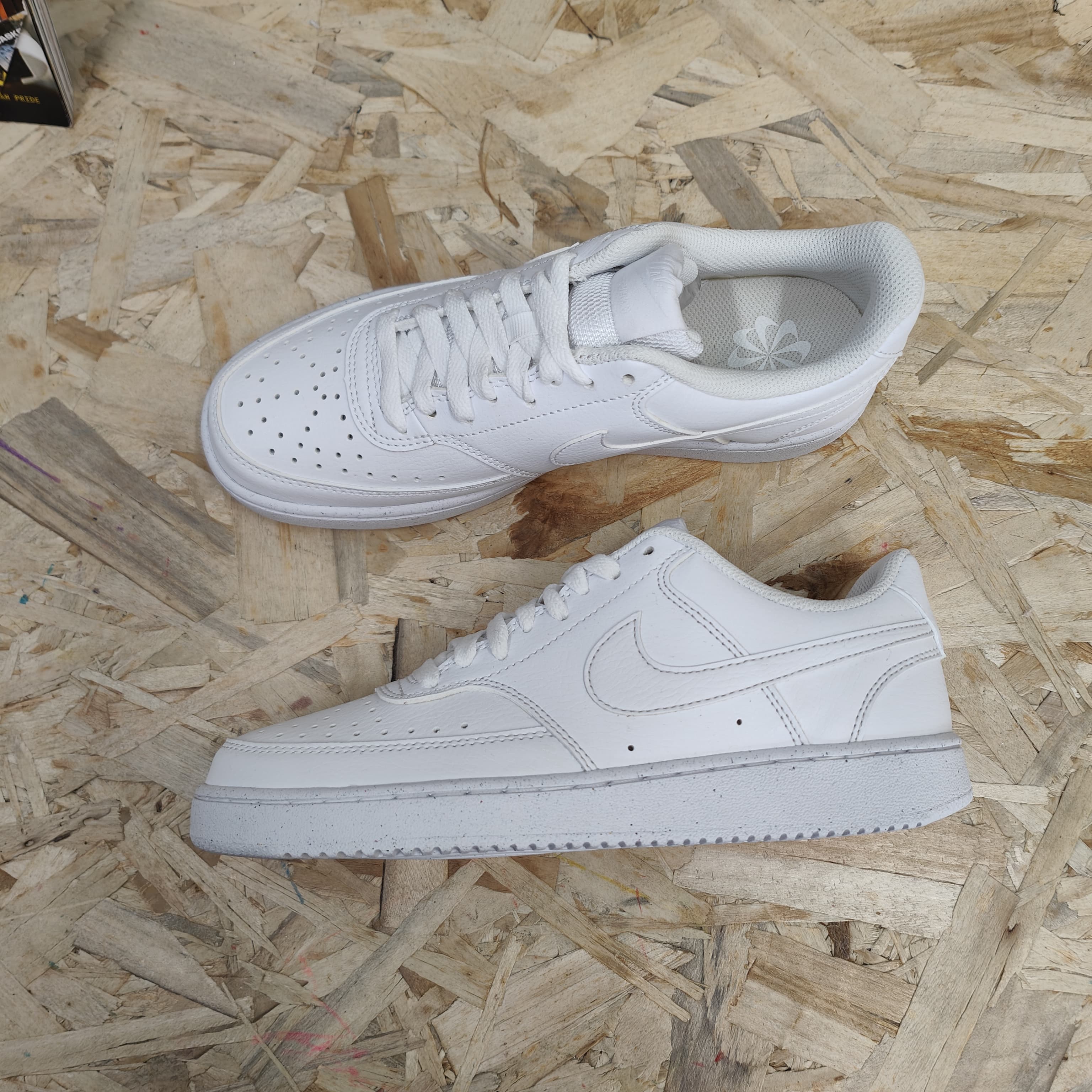 NIKE DH3158-100