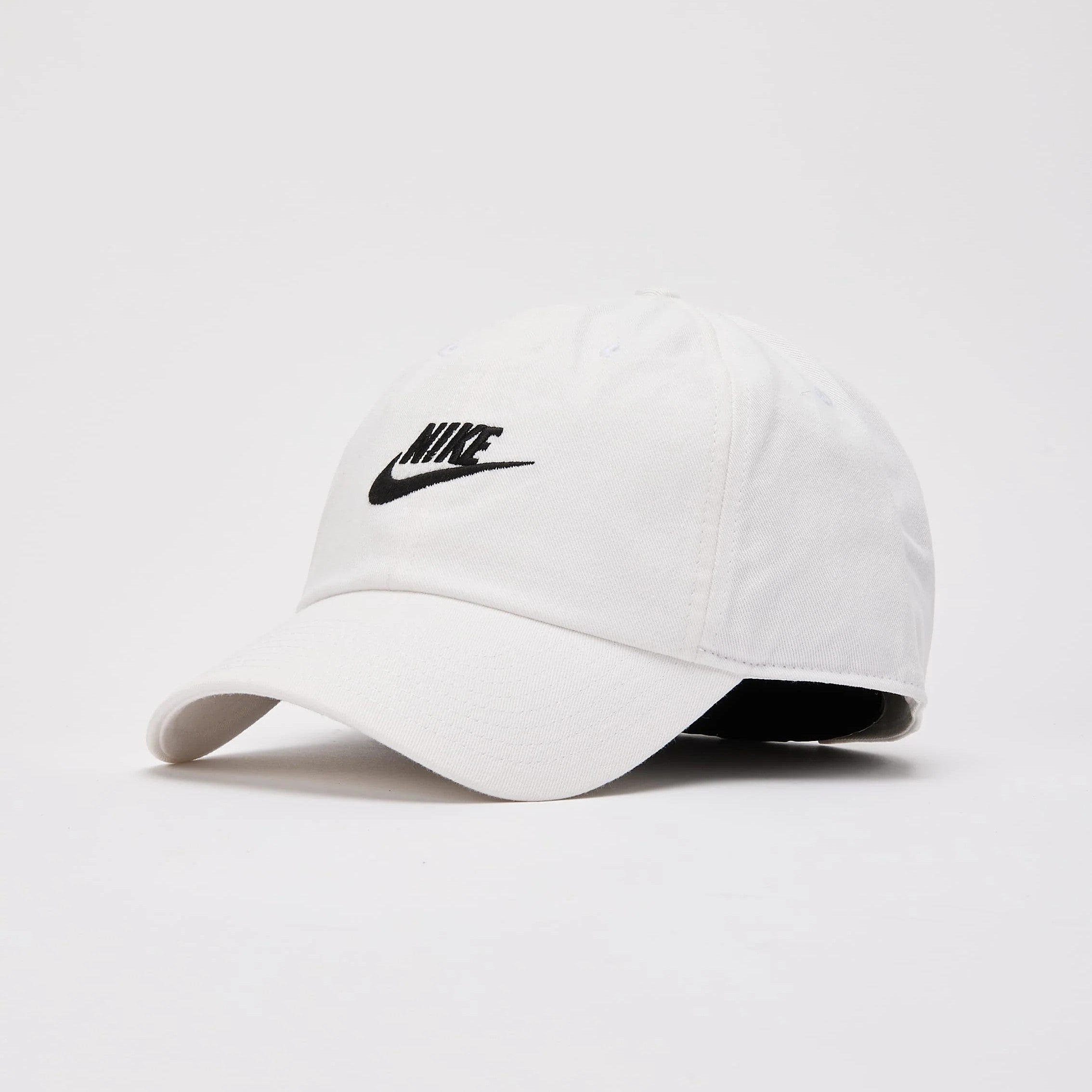 NIKE FB5368-100