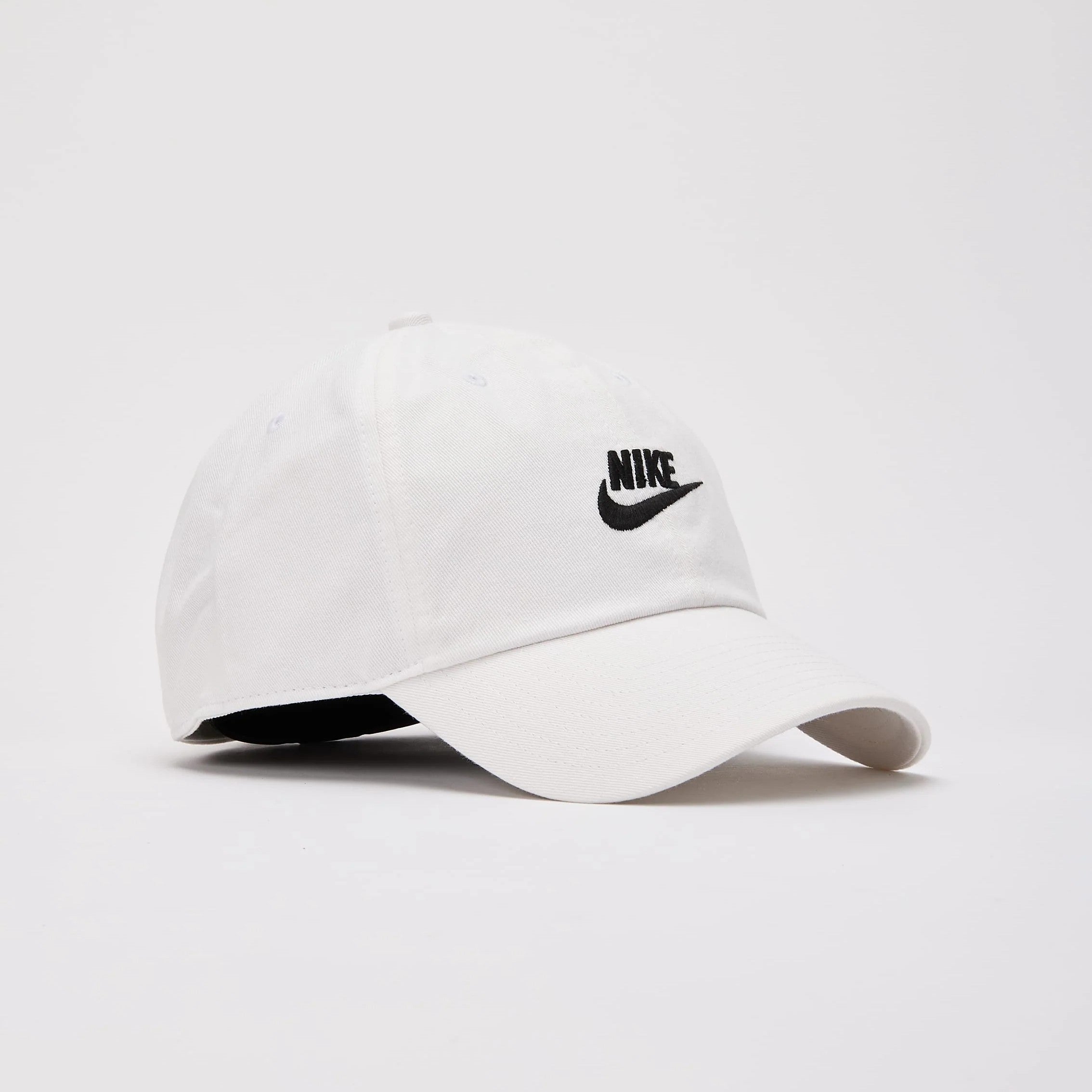 NIKE FB5368-100