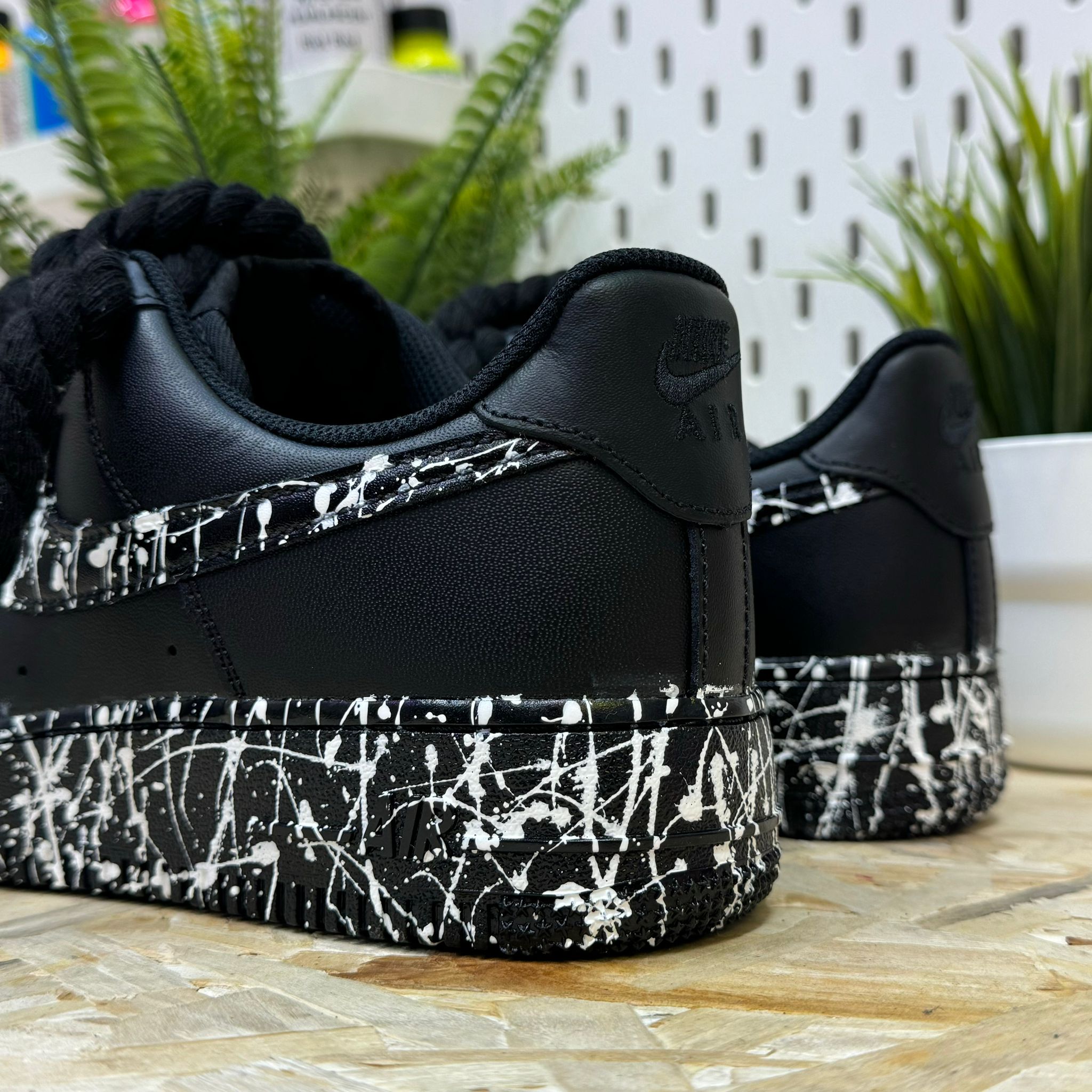 Snezed AIR FORCEROPE LACES SKIZZI BLACK