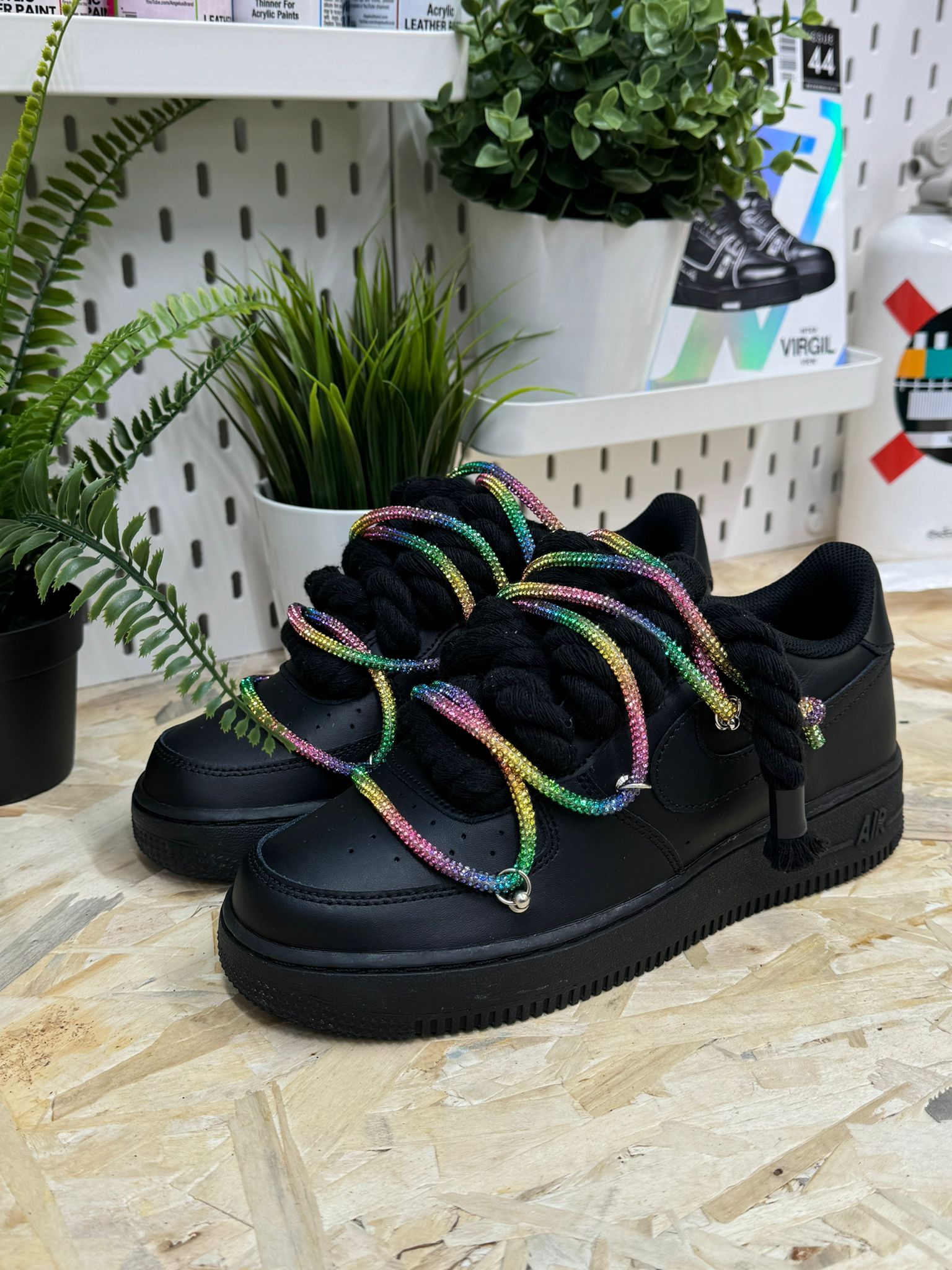 Snezed AIR FORCEROPE BLACK SWAROVSKI MULTI