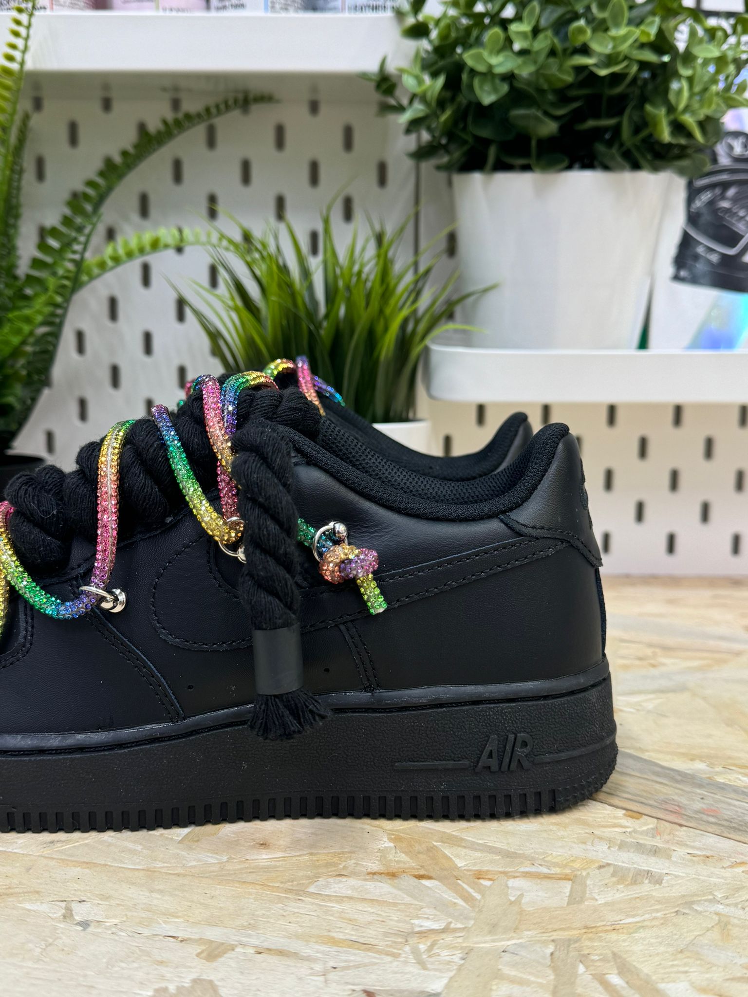 Snezed AIR FORCEROPE BLACK SWAROVSKI MULTI