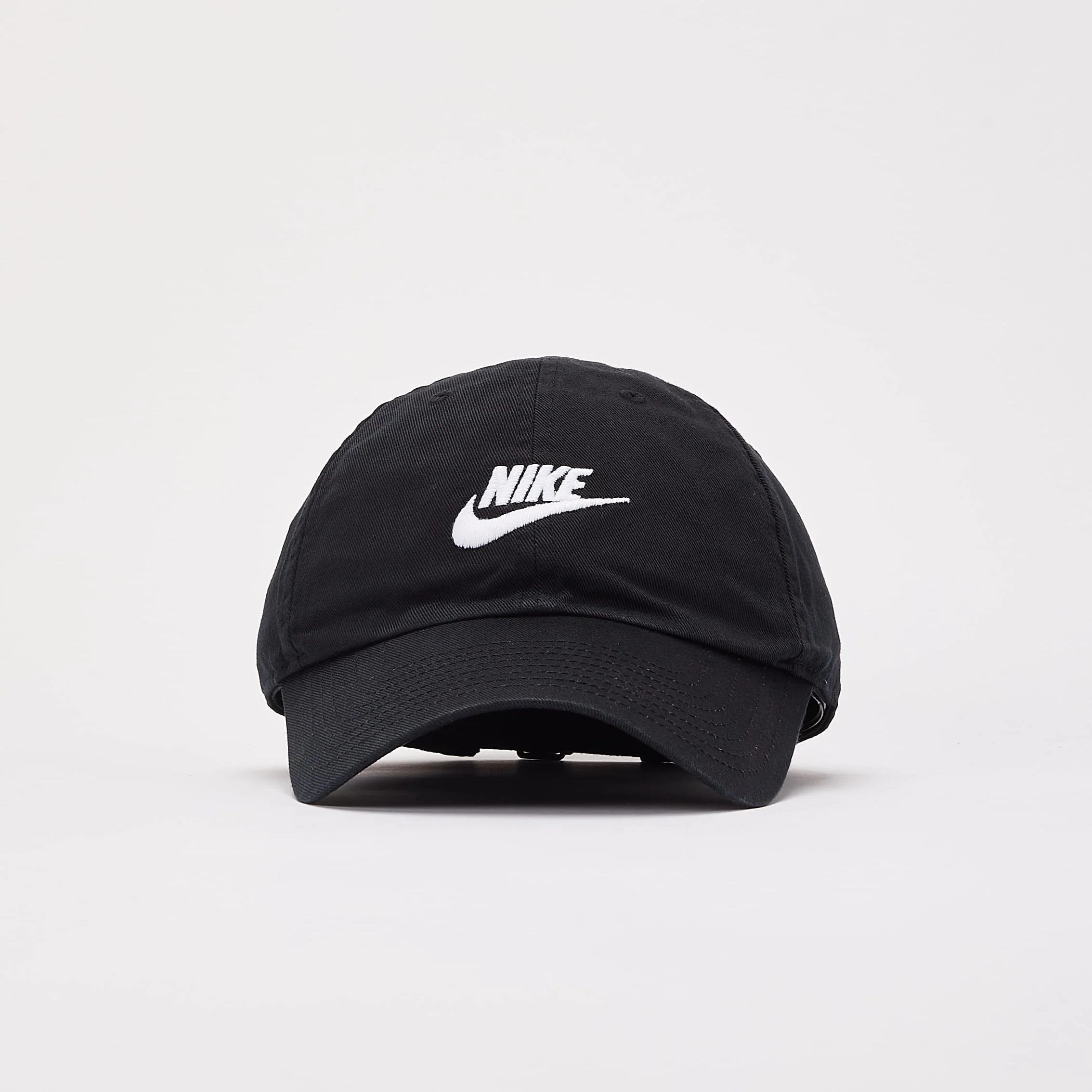 NIKE FB5368-011