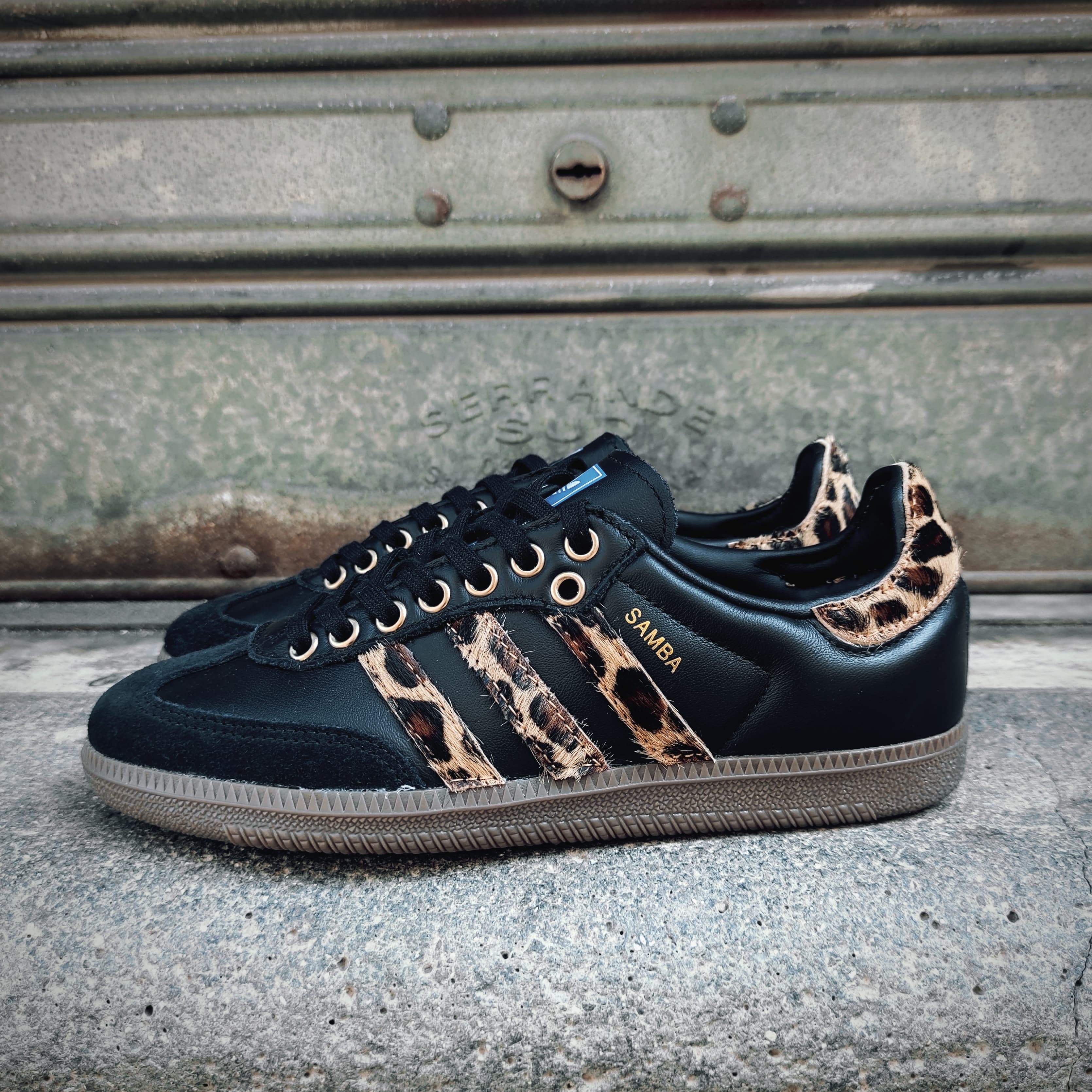 Snezed ADIDASSAVAGE BLACK EDITION