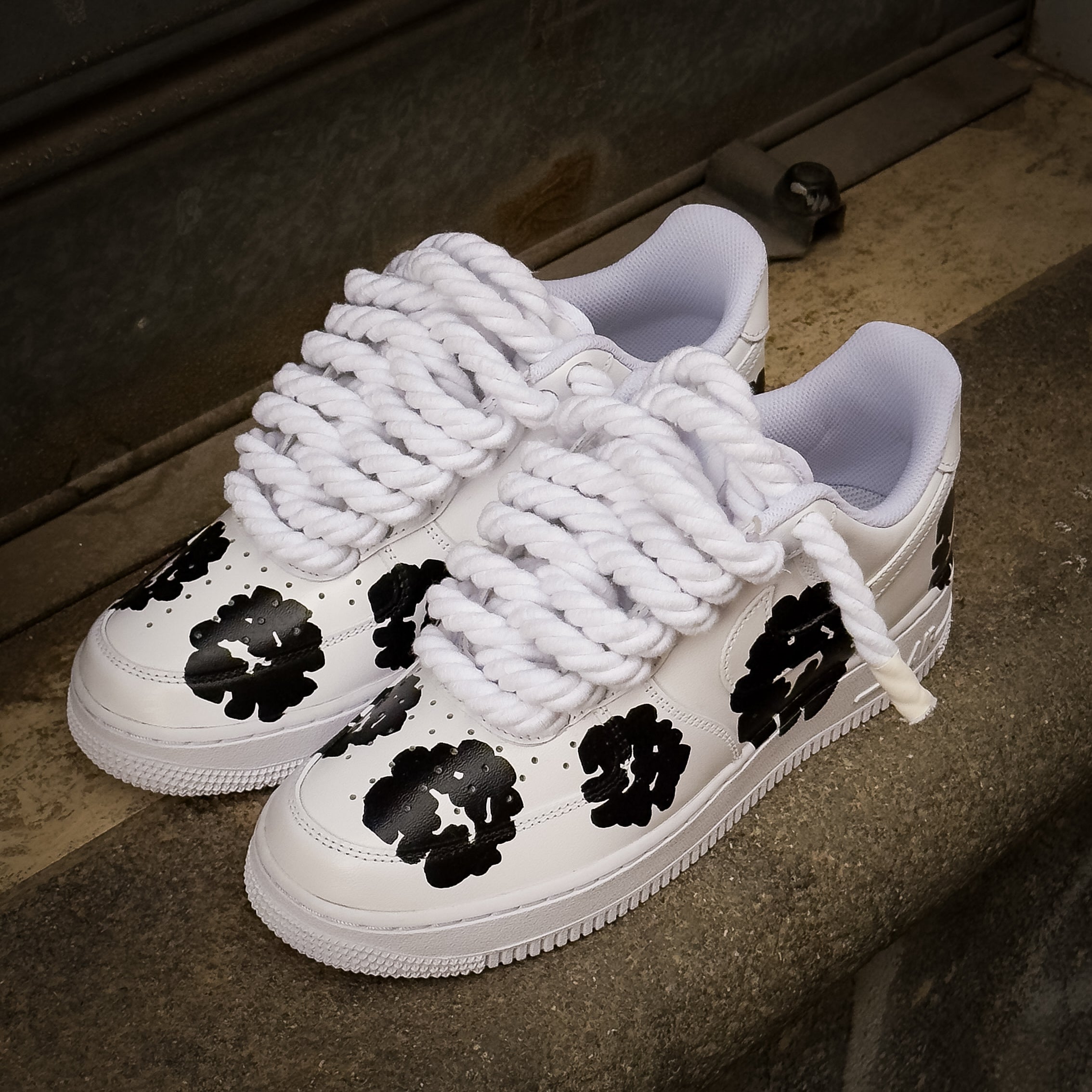 Snezed AIR FORCEFLOWERS TEARS BLACK