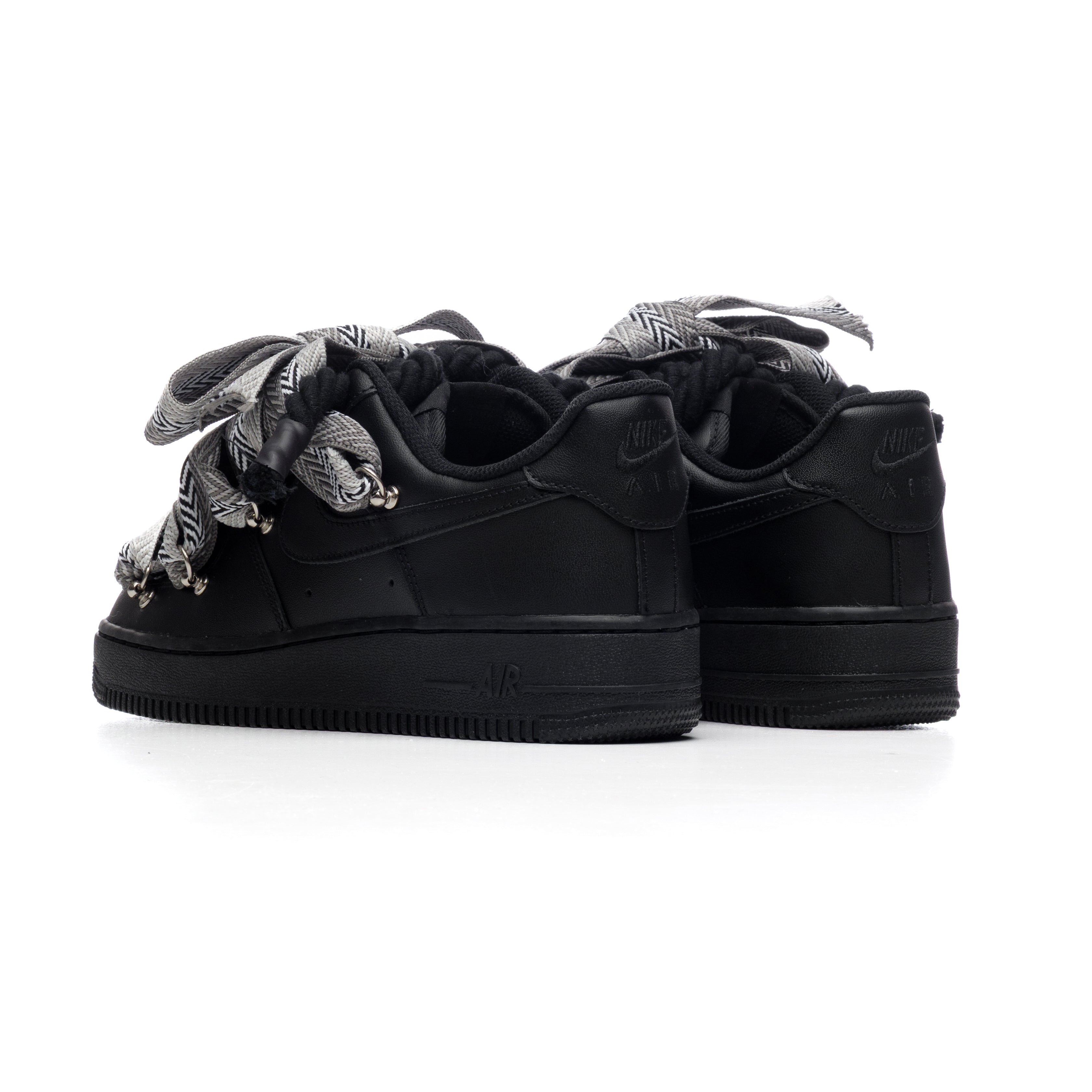 Snezed NIKE AIR FORCE 1 BLACK ROPE LACES- LANVIN SMOKE