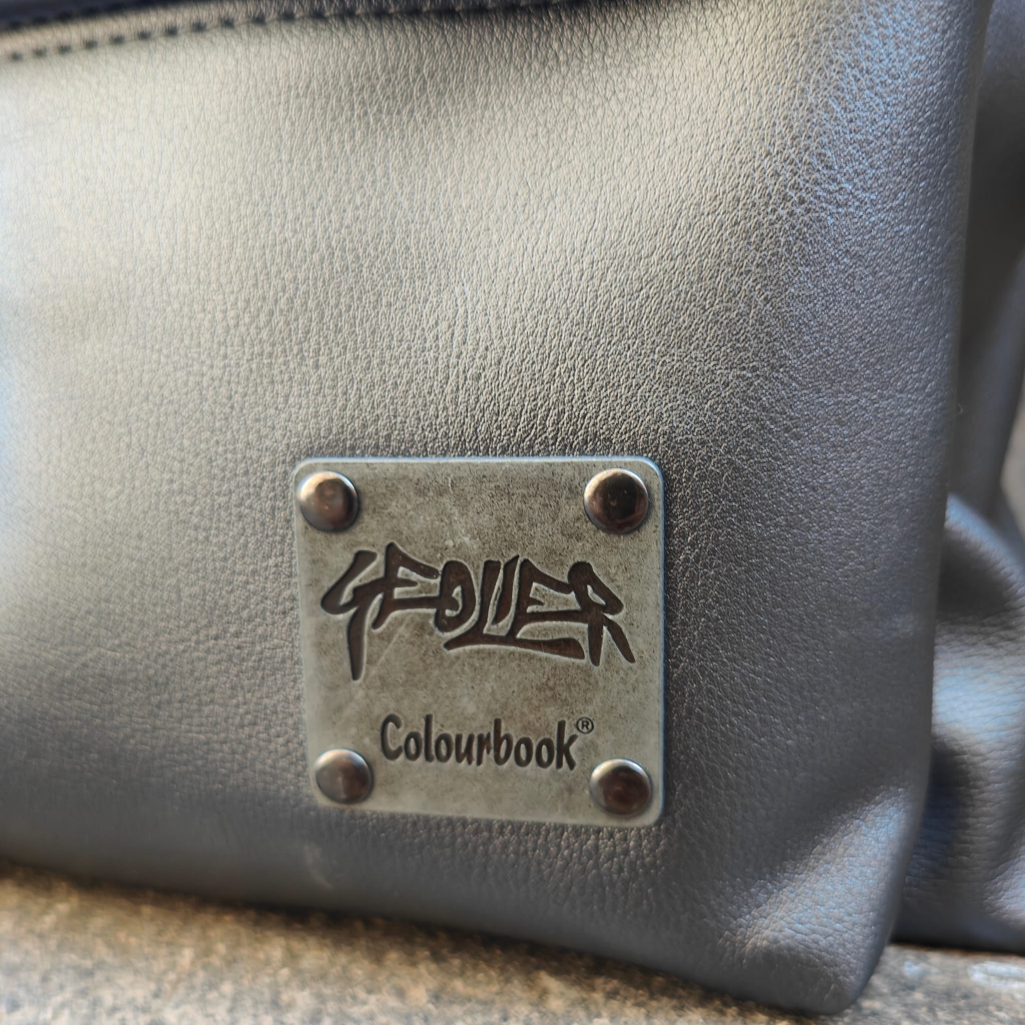 COLOURBOOK ZAINOZAINO GEOLIER PELLE