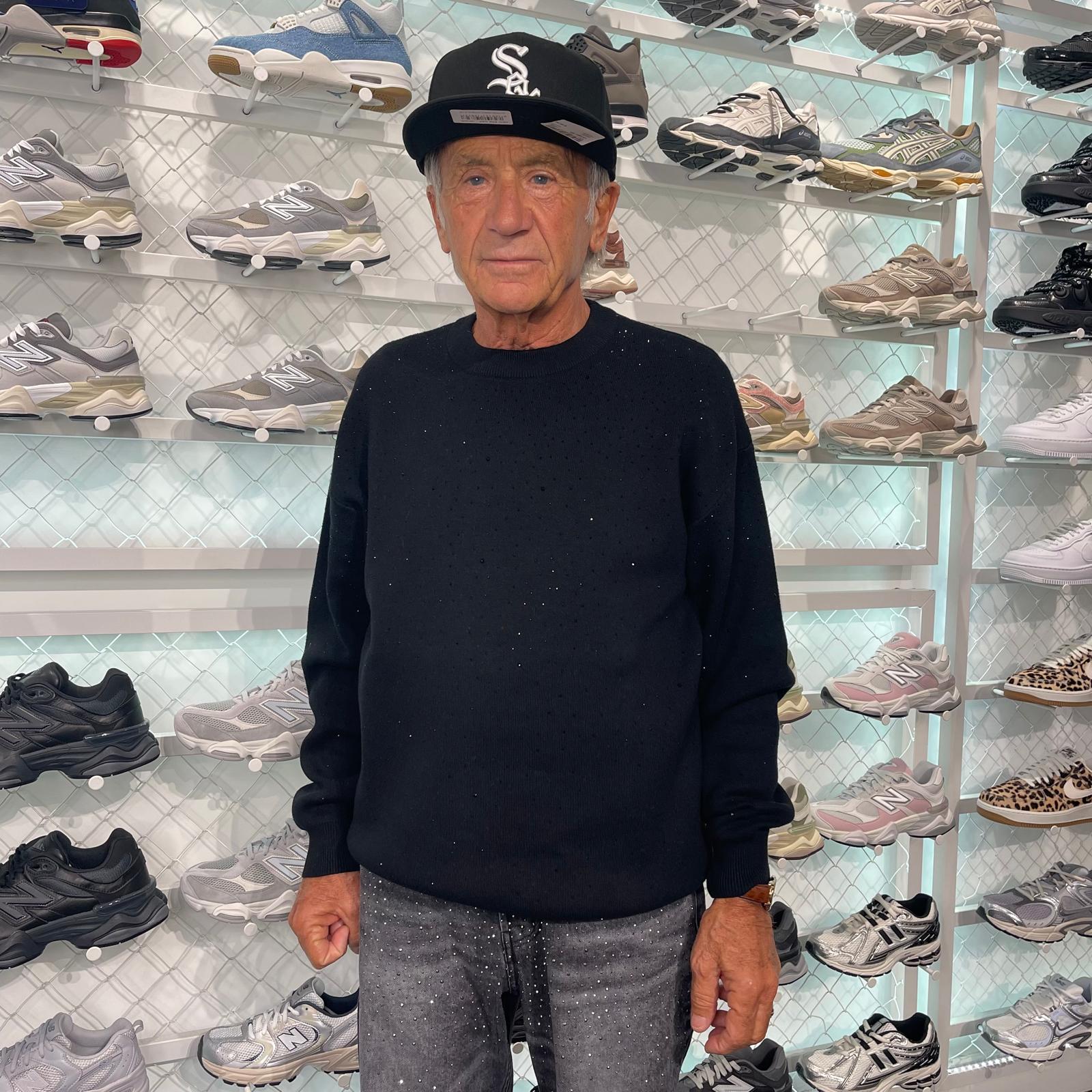 Just West V86137-137