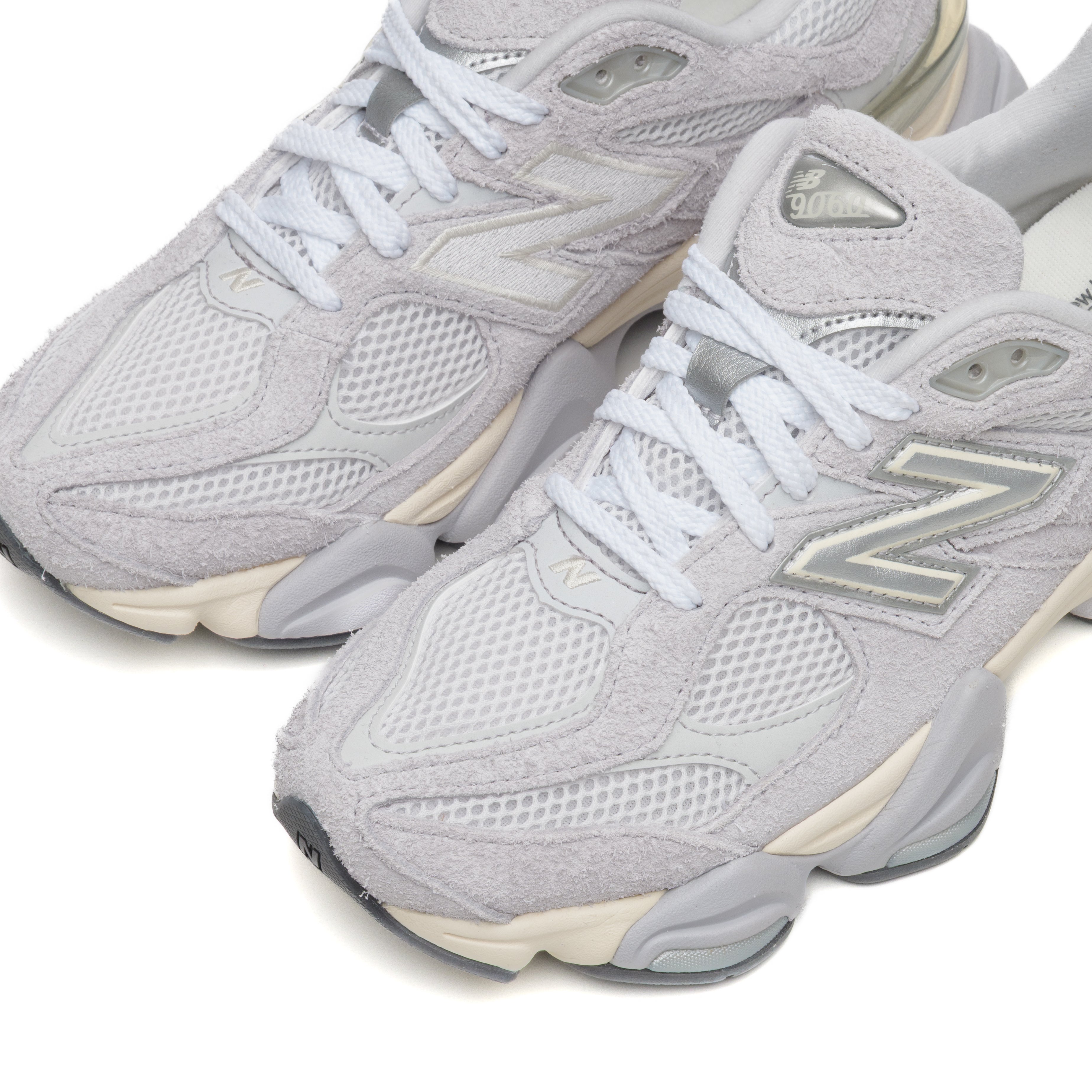 NEW BALANCE 9060-FLV