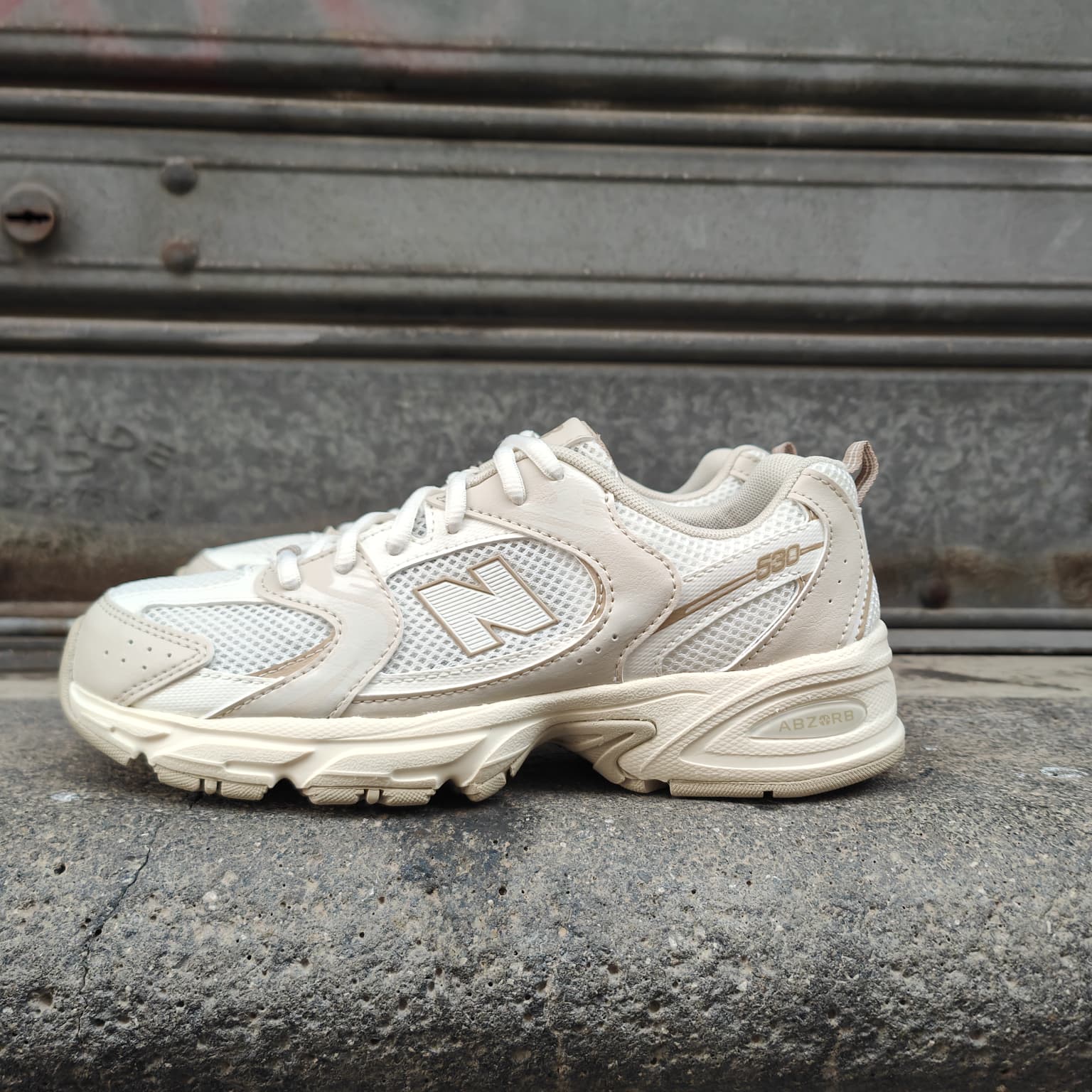 NEW BALANCE GR230AA