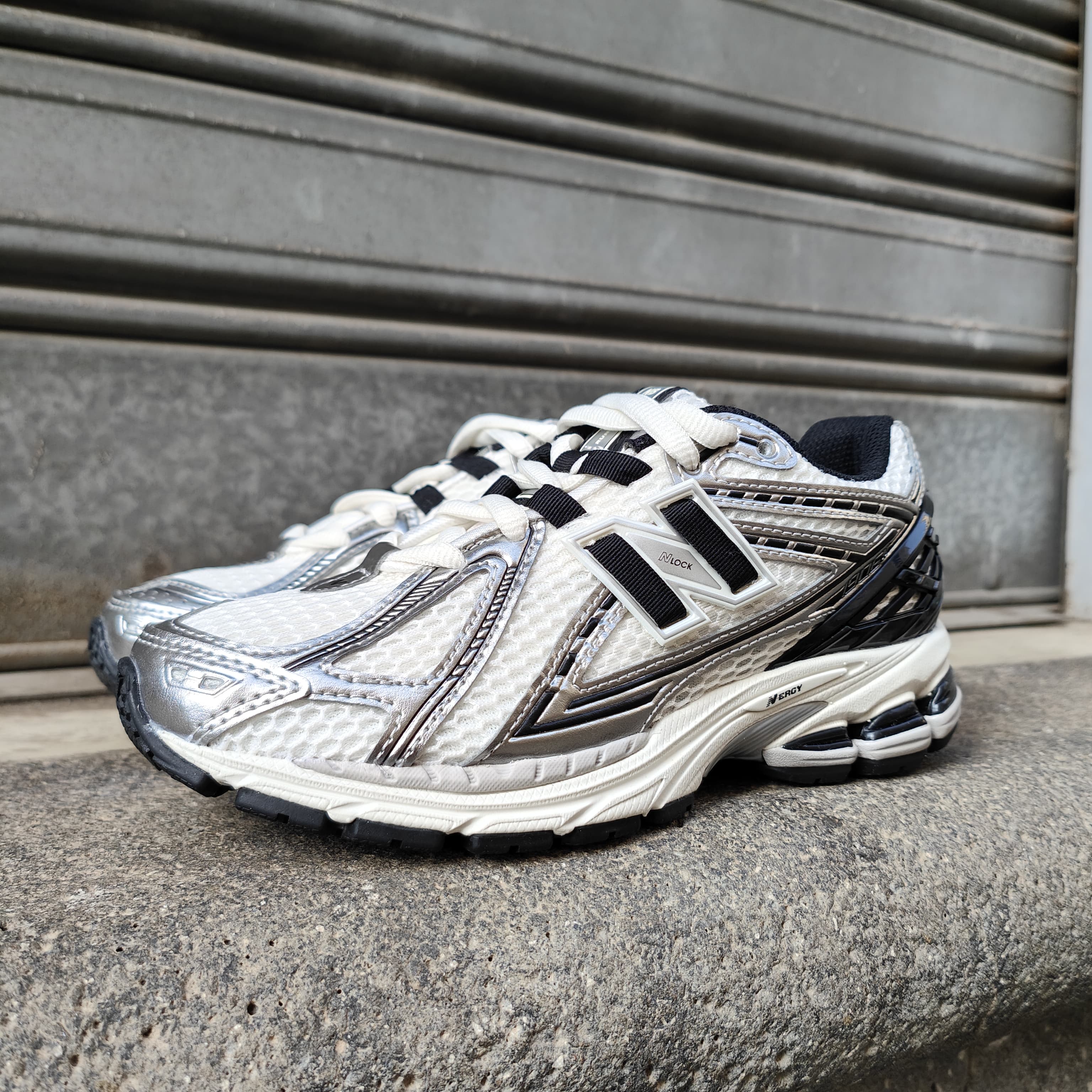 NEW BALANCE M1906RER