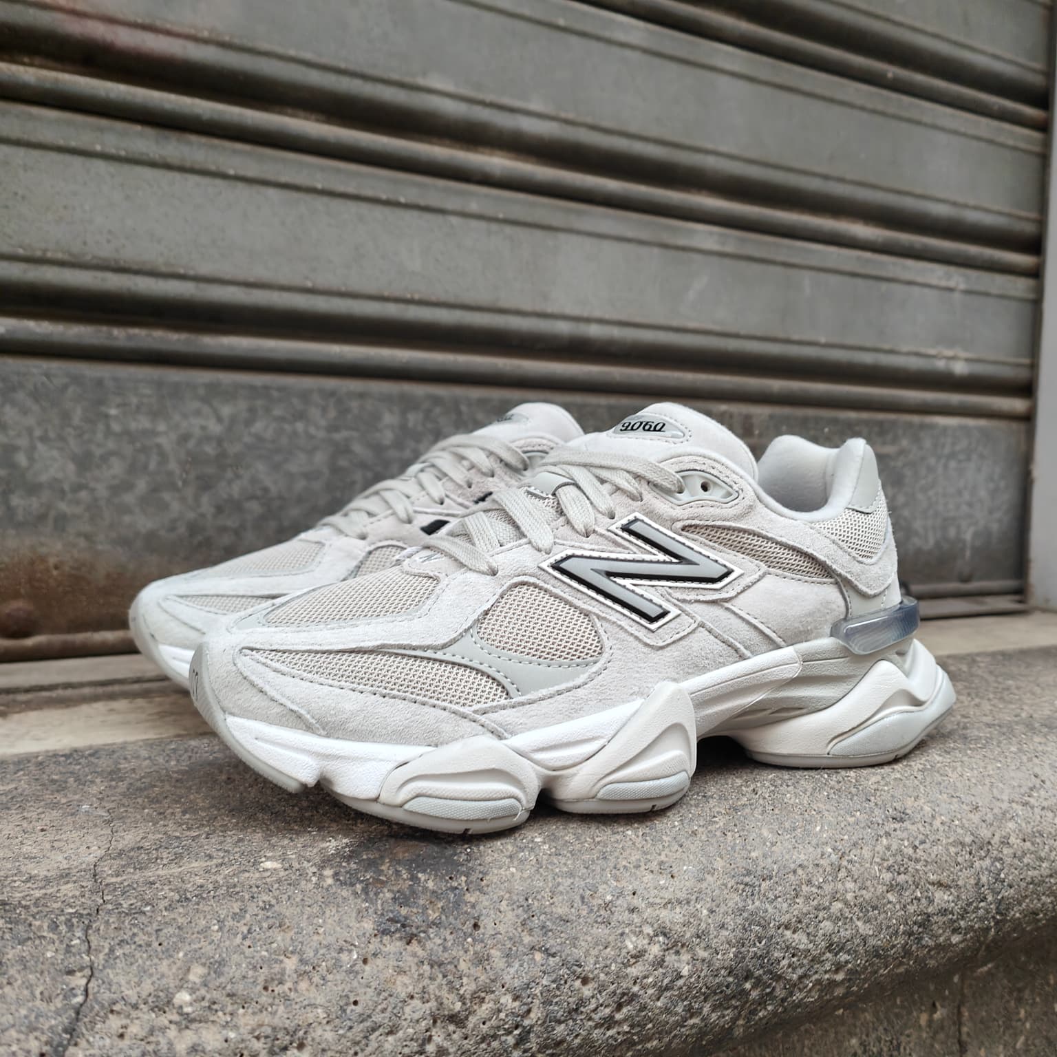 NEW BALANCE U9060JGR