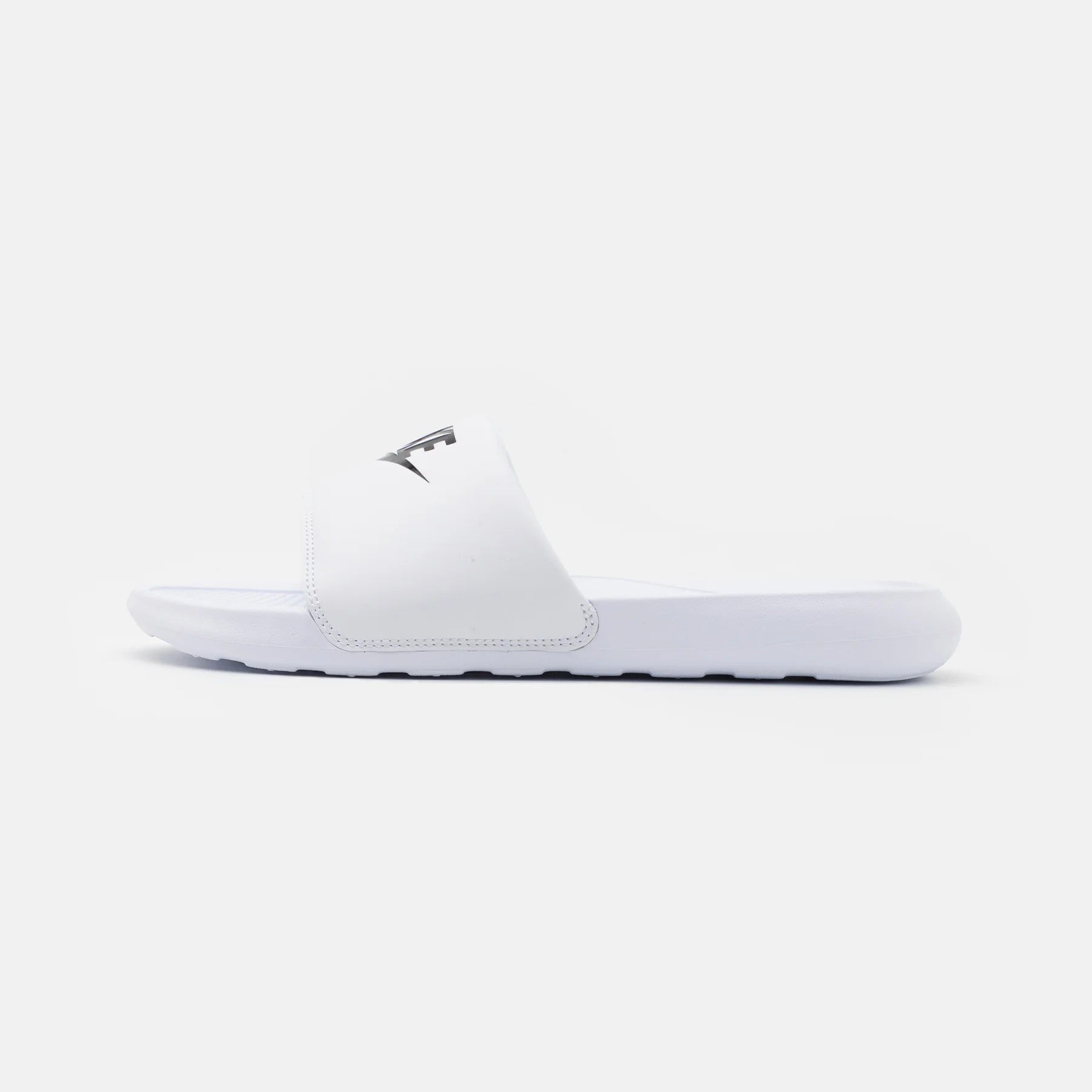 NIKE CIABATTA-BIANCA