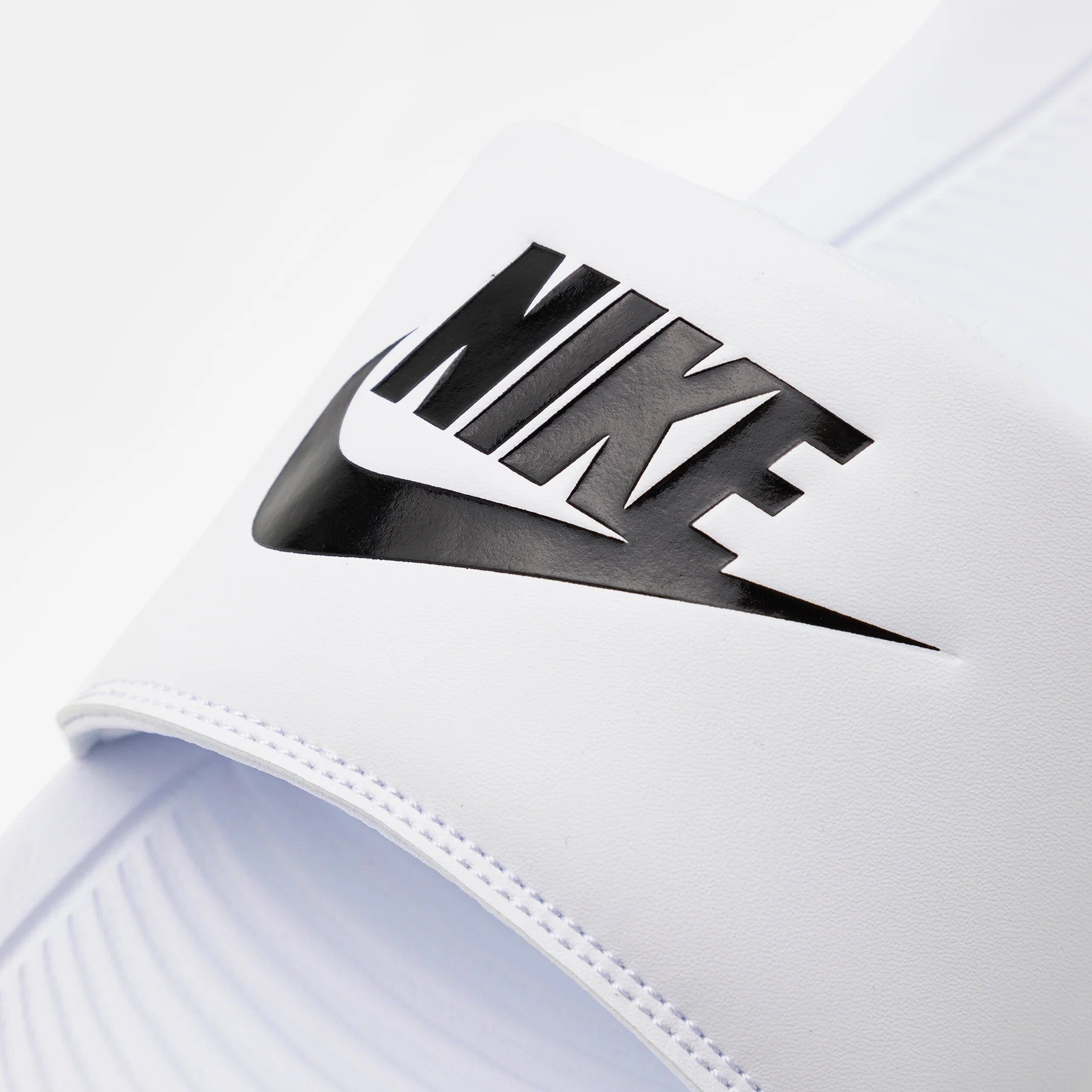 NIKE CIABATTA-BIANCA