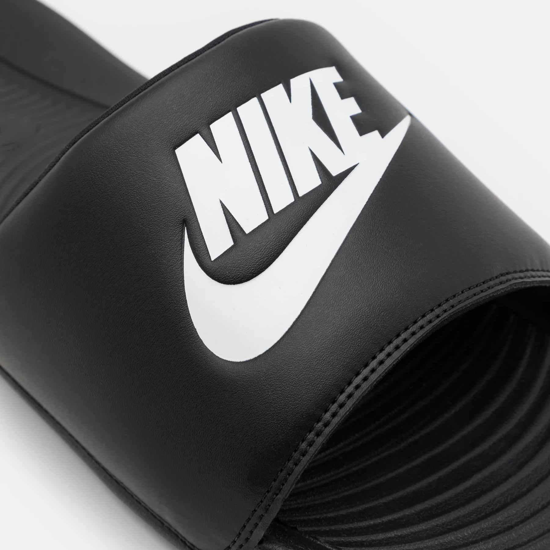NIKE CIABATTA-NERALOGOWHITE