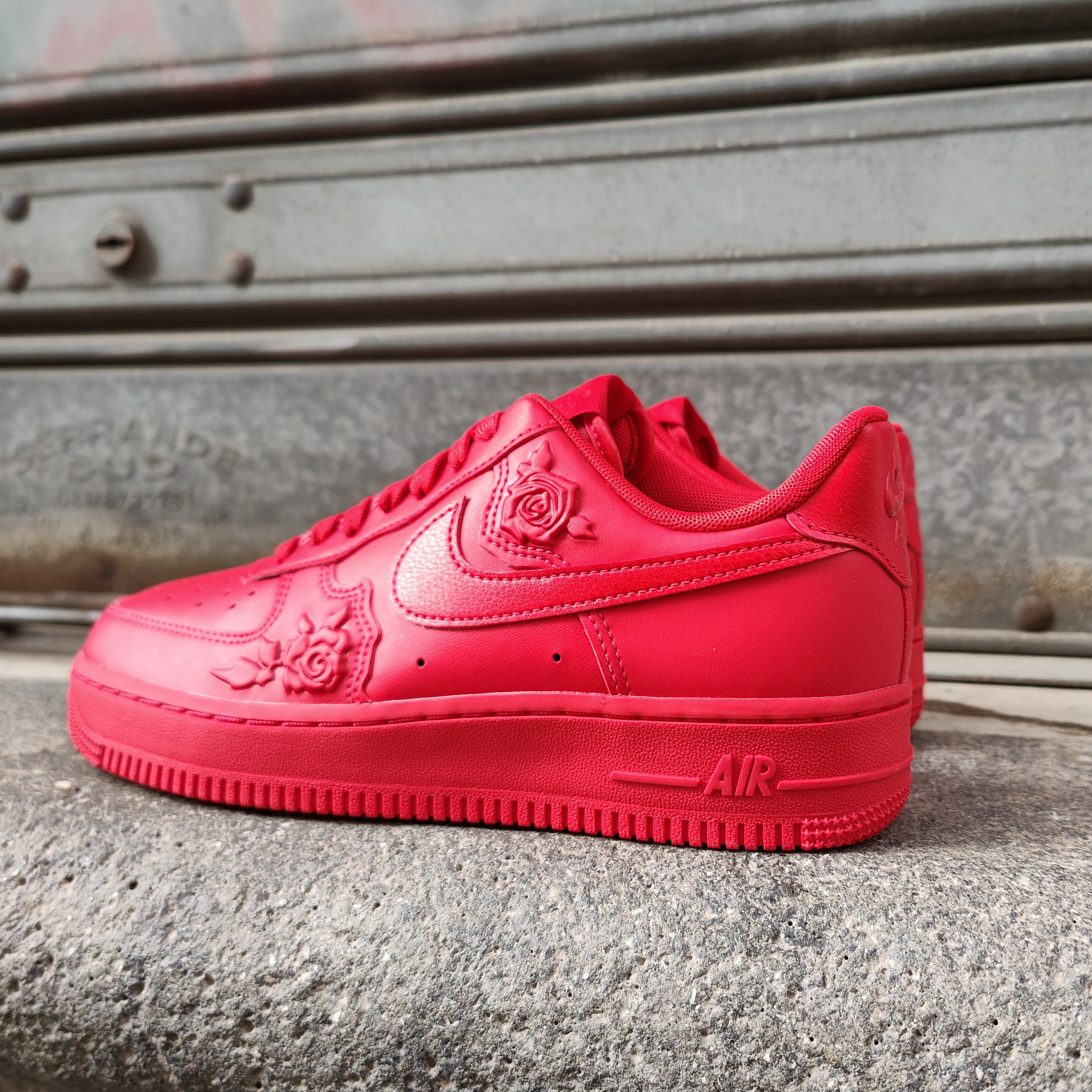NIKE HF2016-600