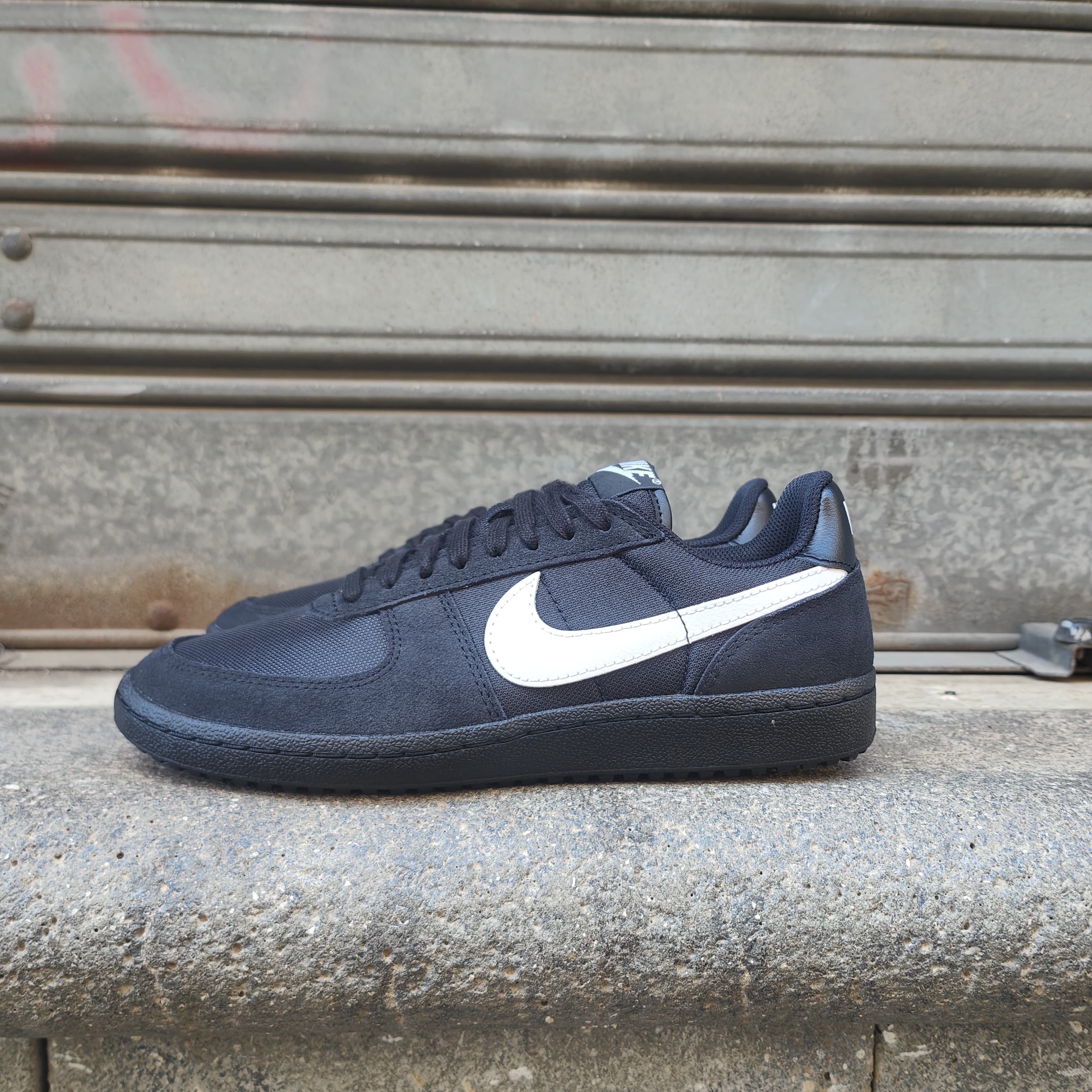 NIKE HF3165-001