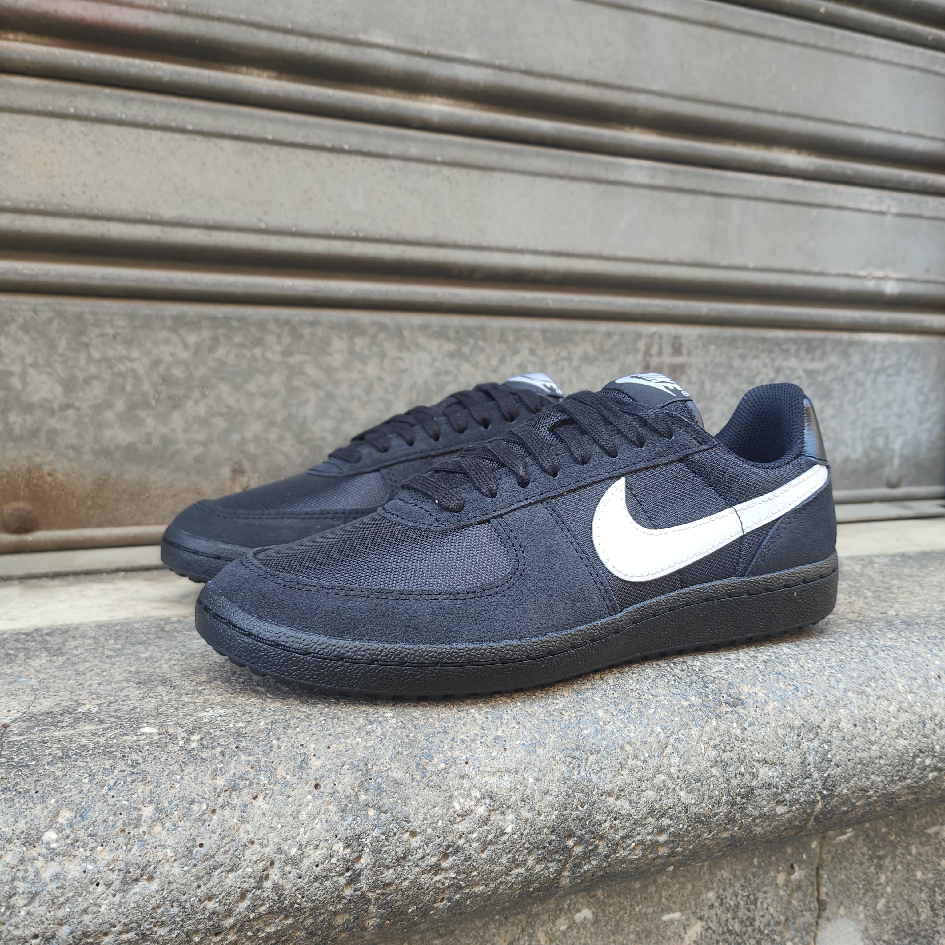 NIKE HF3165-001