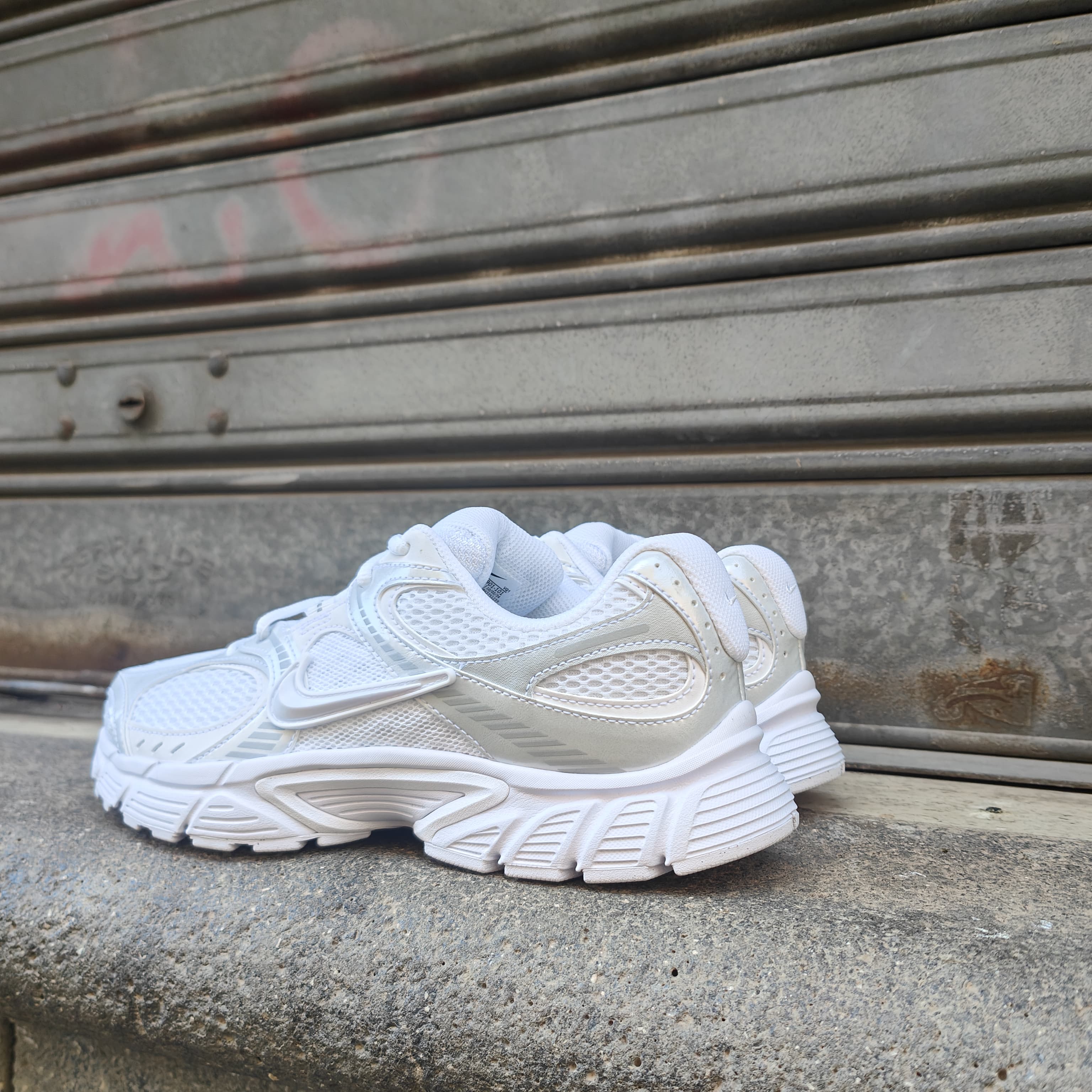NIKE HQ7901-101