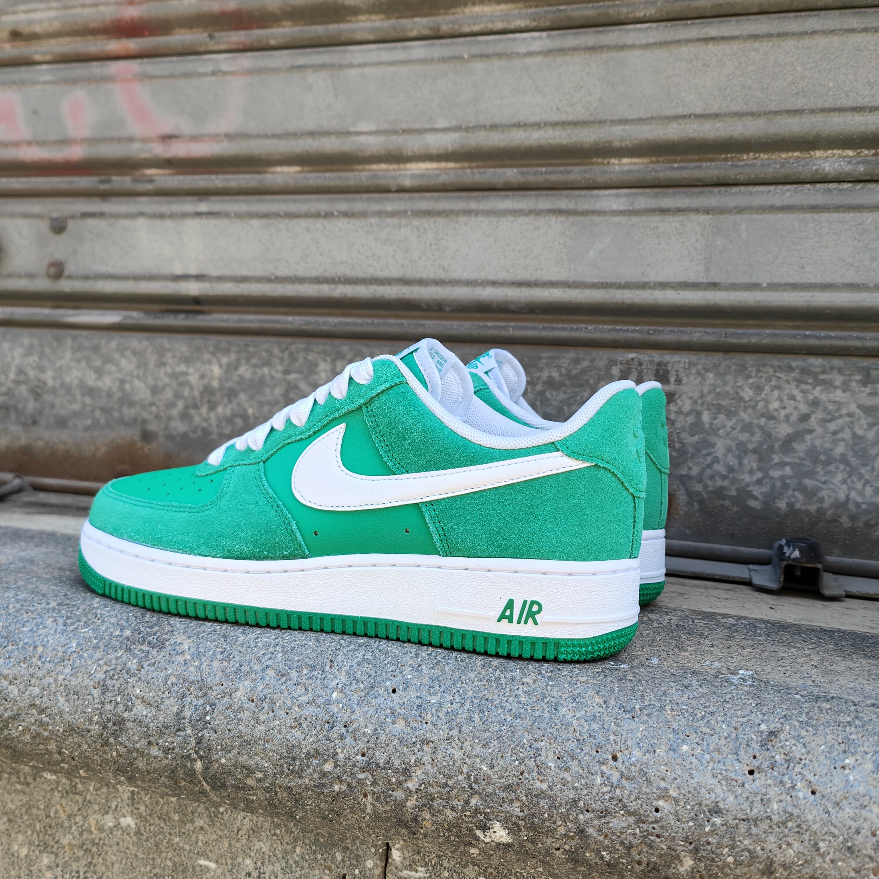 NIKE IB6388-300