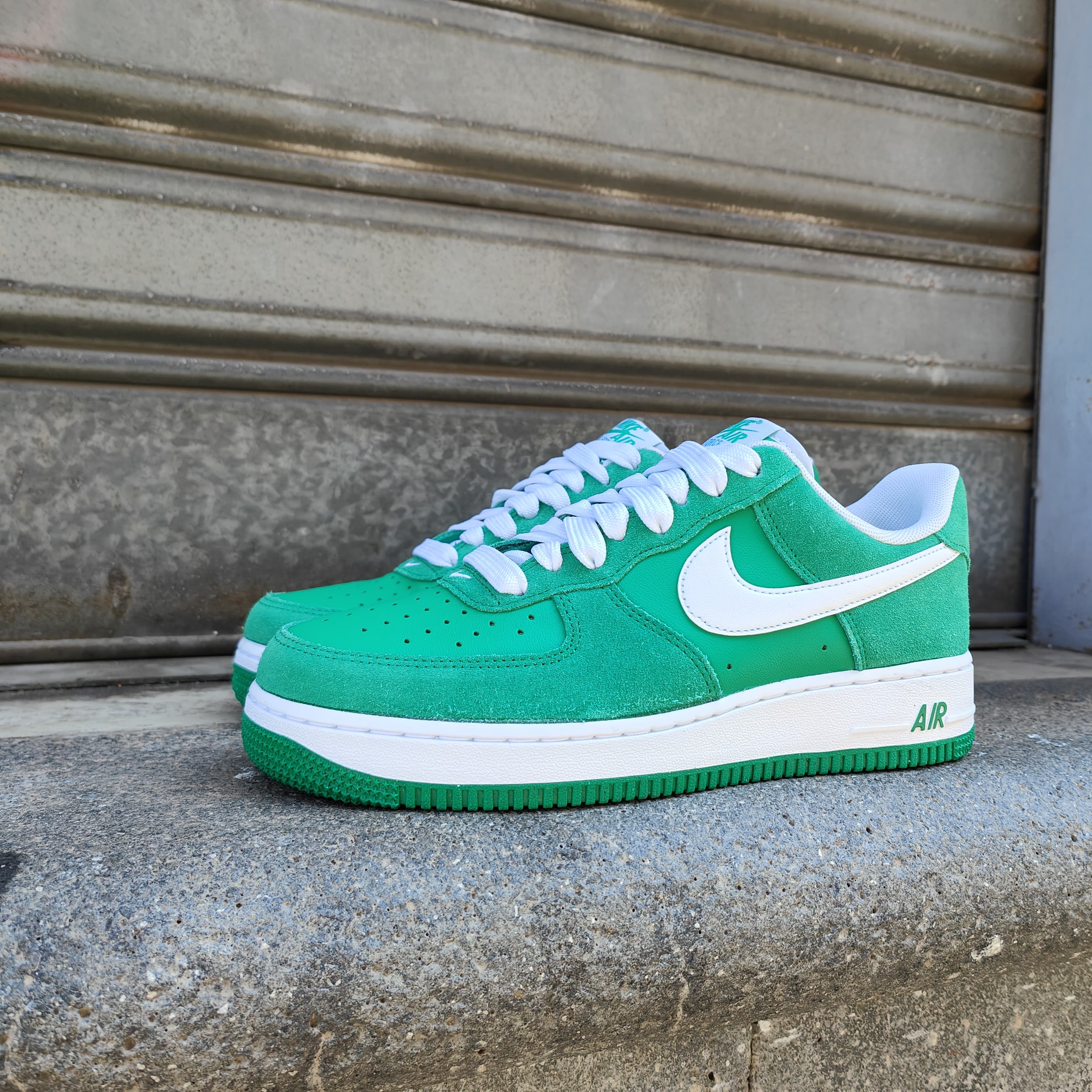 NIKE IB6388-300