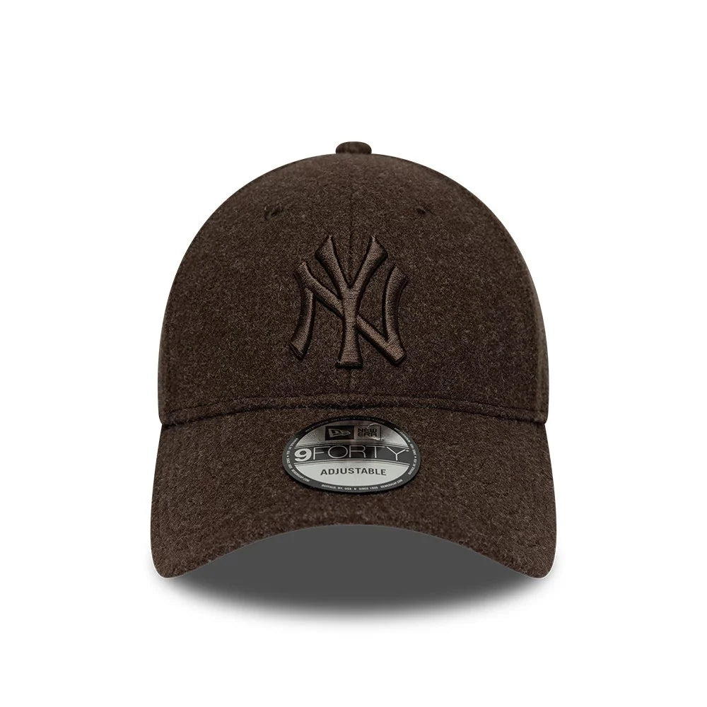 new era cappello 9FORTY New York Yankees MLB Winter Brown Adjustable