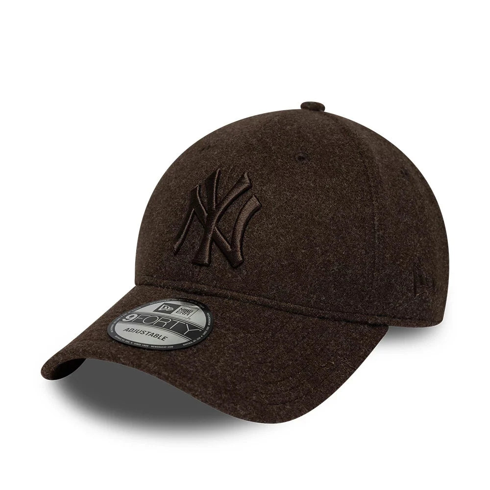 new era cappello 9FORTY New York Yankees MLB Winter Brown Adjustable