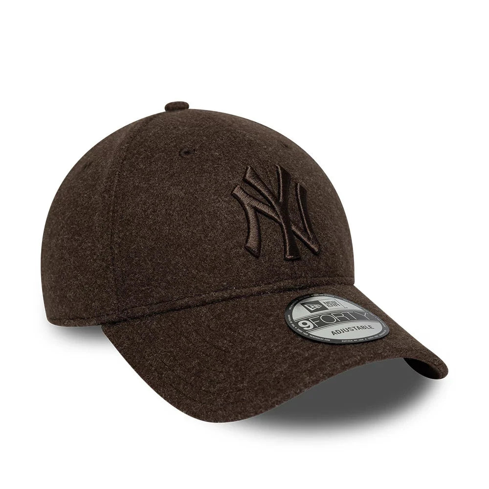 new era cappello 9FORTY New York Yankees MLB Winter Brown Adjustable