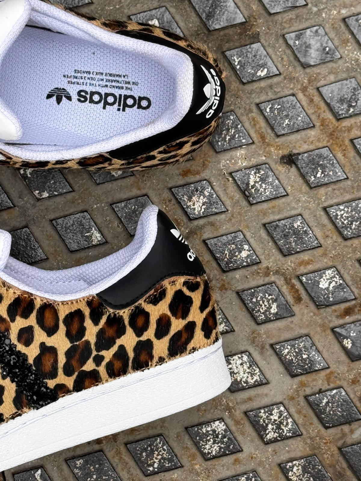 Snezed ADIDAS SUPERSTARLEOPARD BLACK