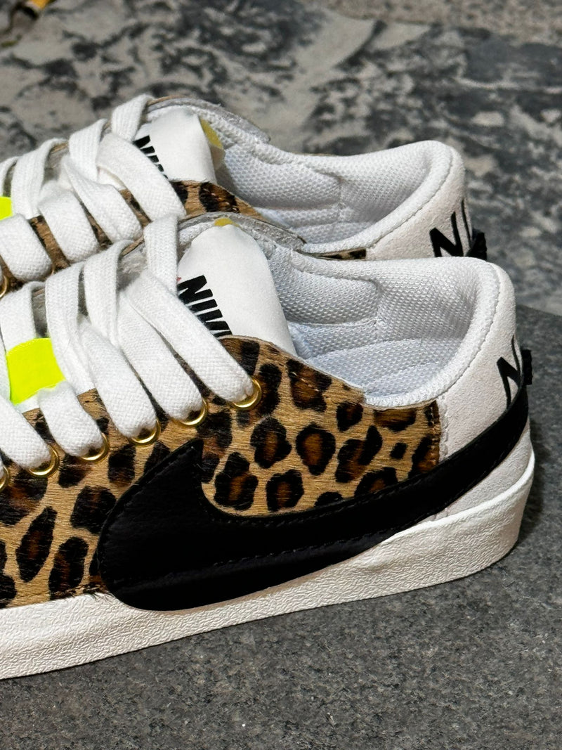 Snezed NIKE BLAZER JOMBO LOWANIMALIER