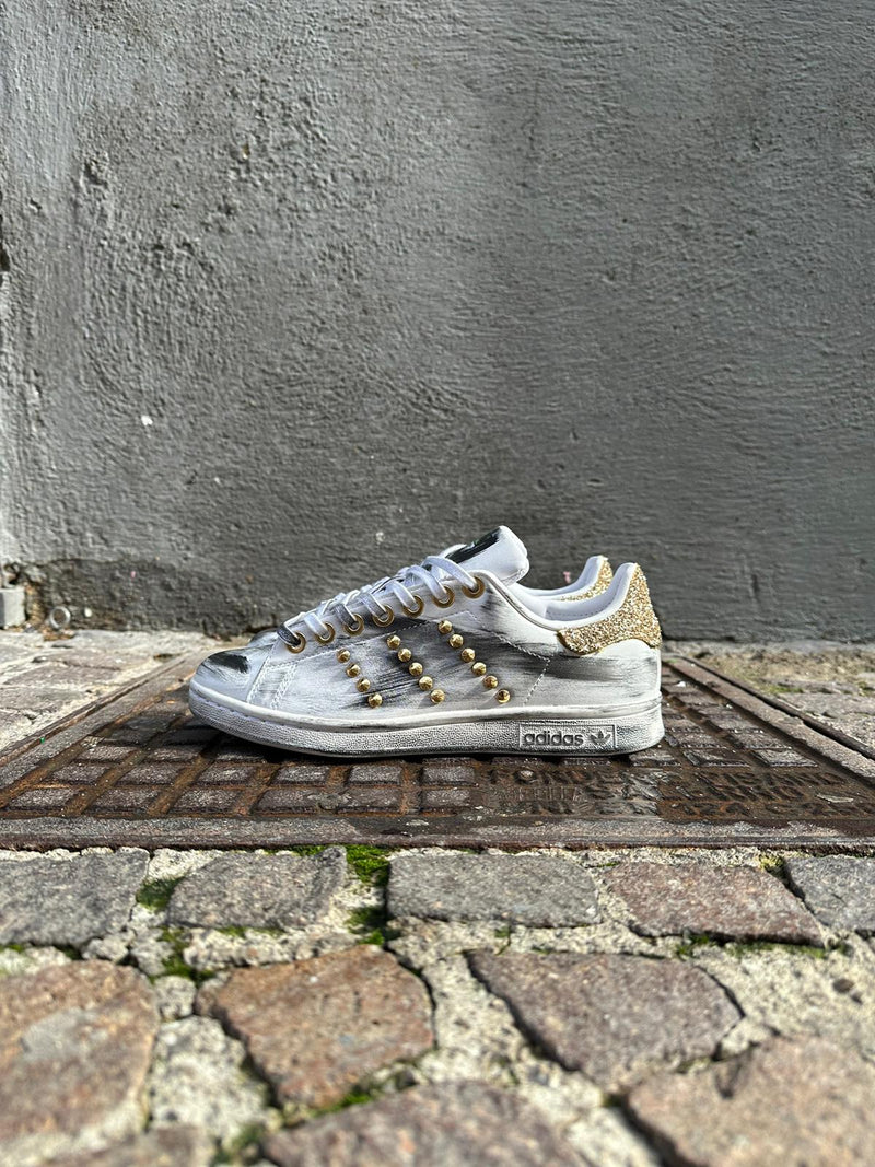 Glitter adidas superstars junior hotsell