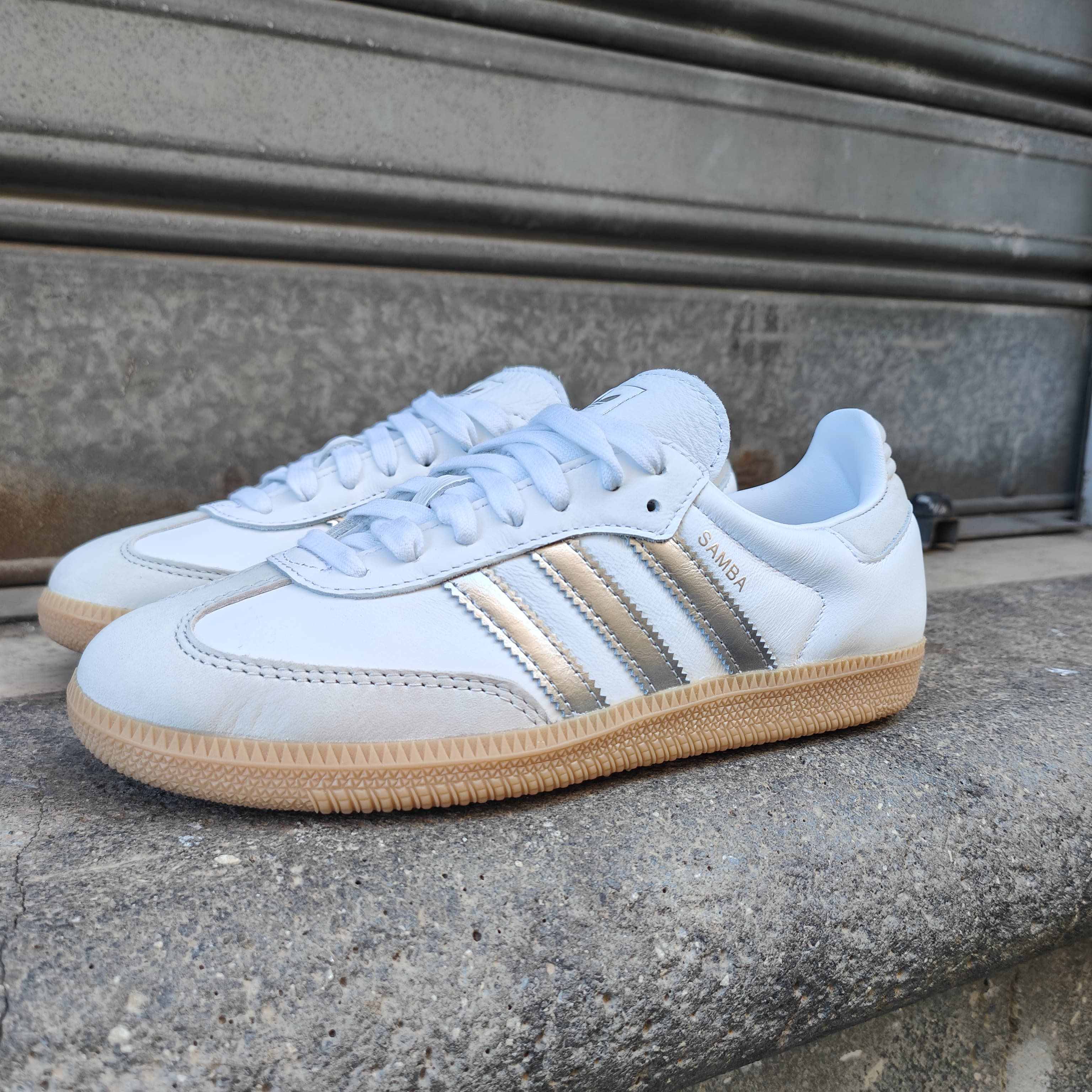 ADIDAS JI2725-725