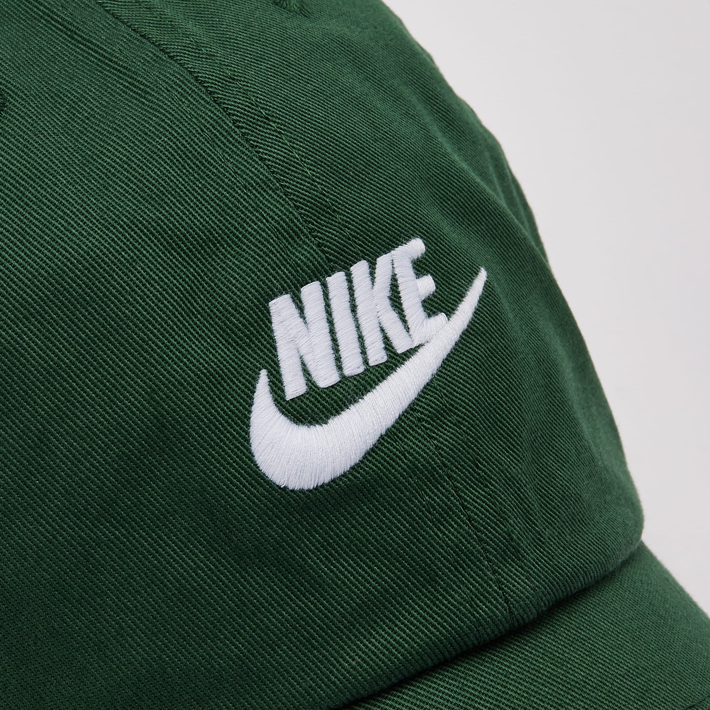 NIKE FB5368-323