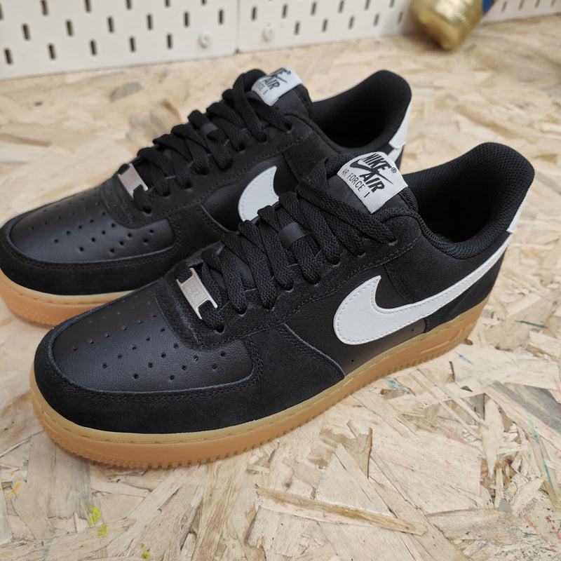 NIKE FQ8714-004