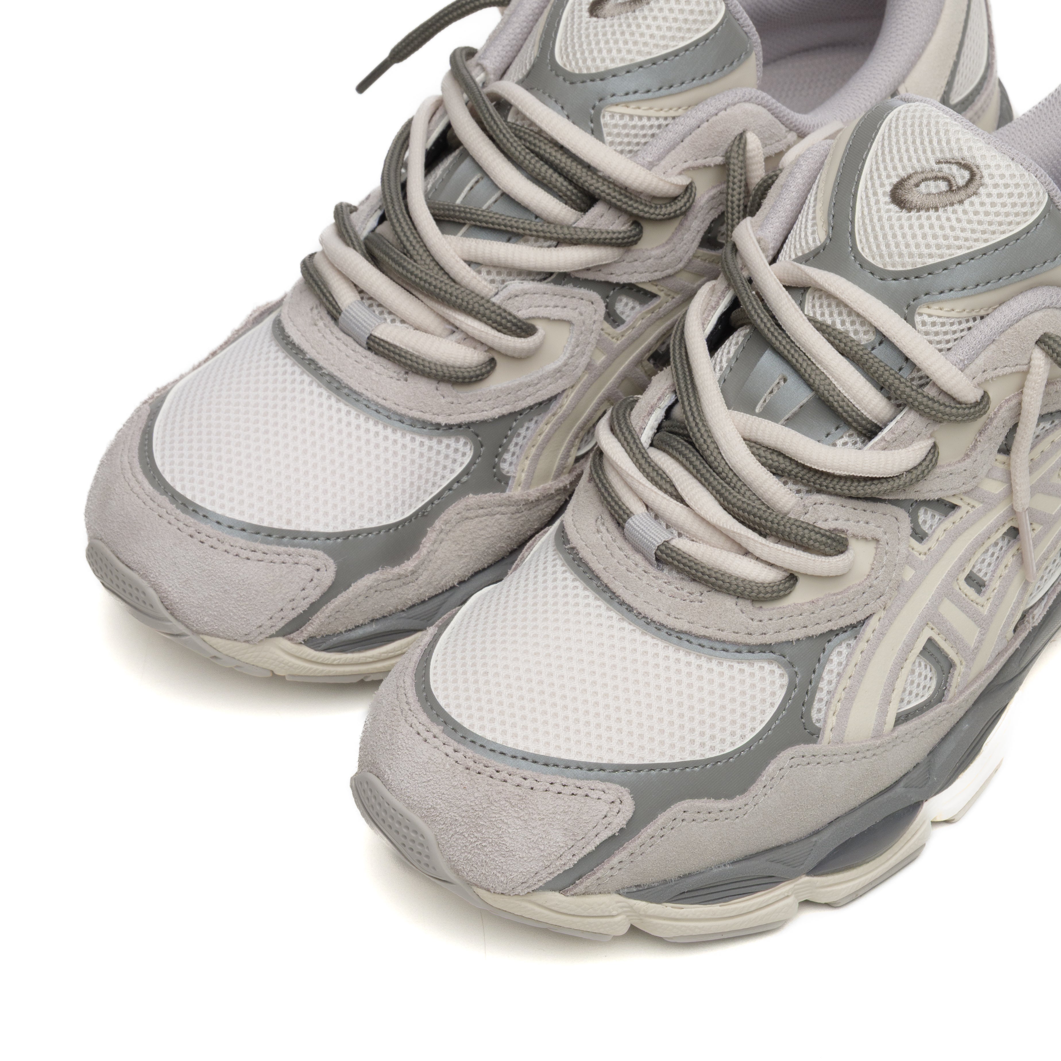 ASICS GEL NYC Crème Gris Huître