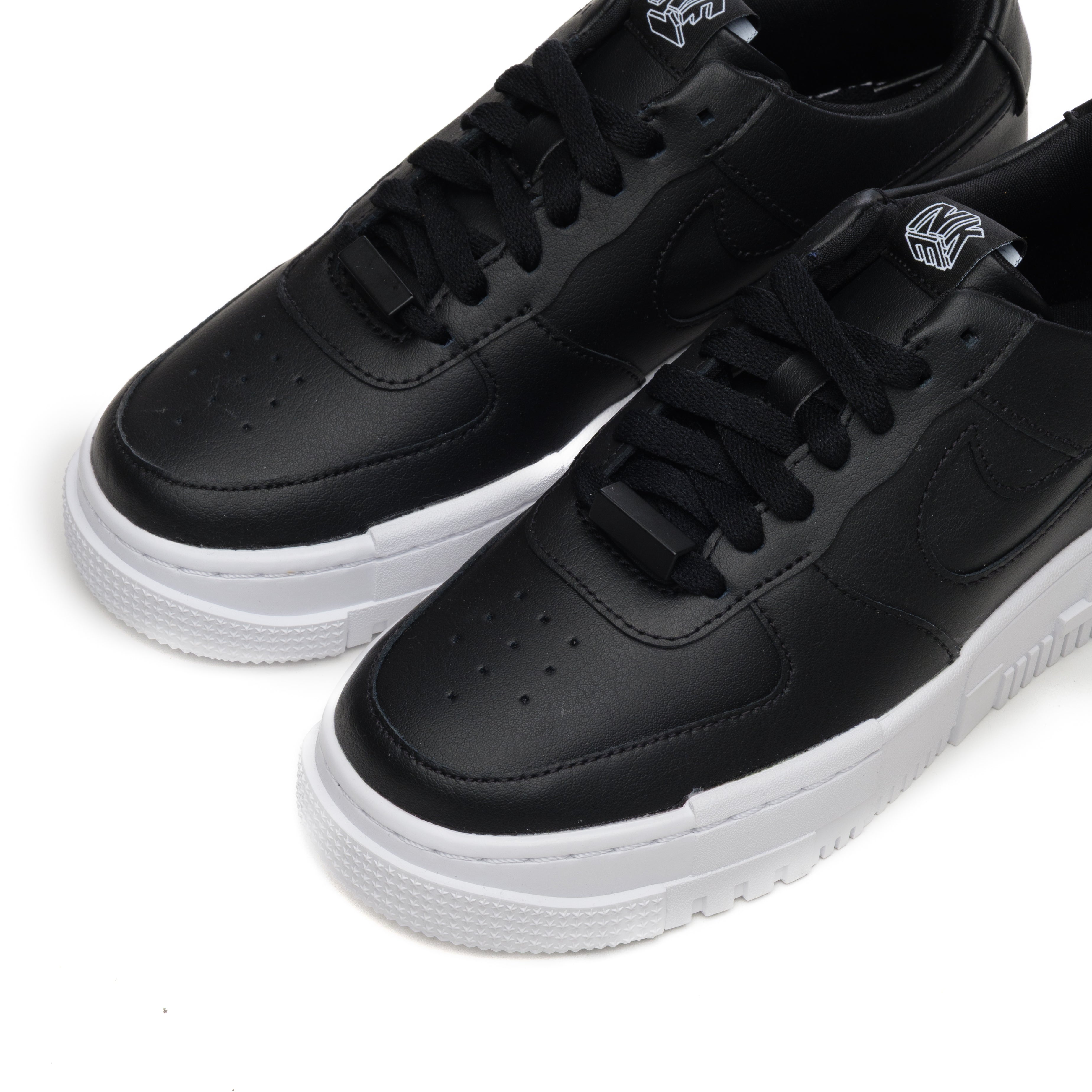 NIKE AIR FORCE 1' 07 PIXEL