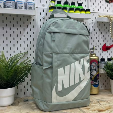 NIKE DD0559-370