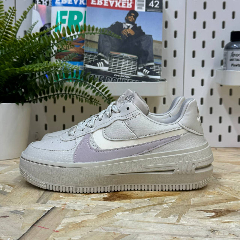 Nike air force with platform hotsell