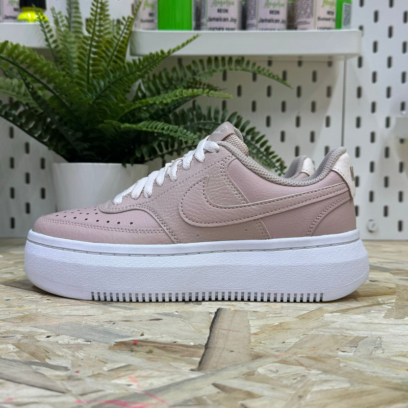 NIKE DM0113-600