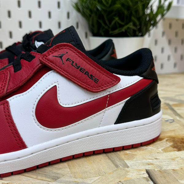 Nike Air Jordan 1 Low Flyease