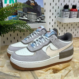 NIKE DO7449-111