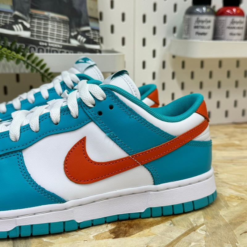 NIKE DV0833-102