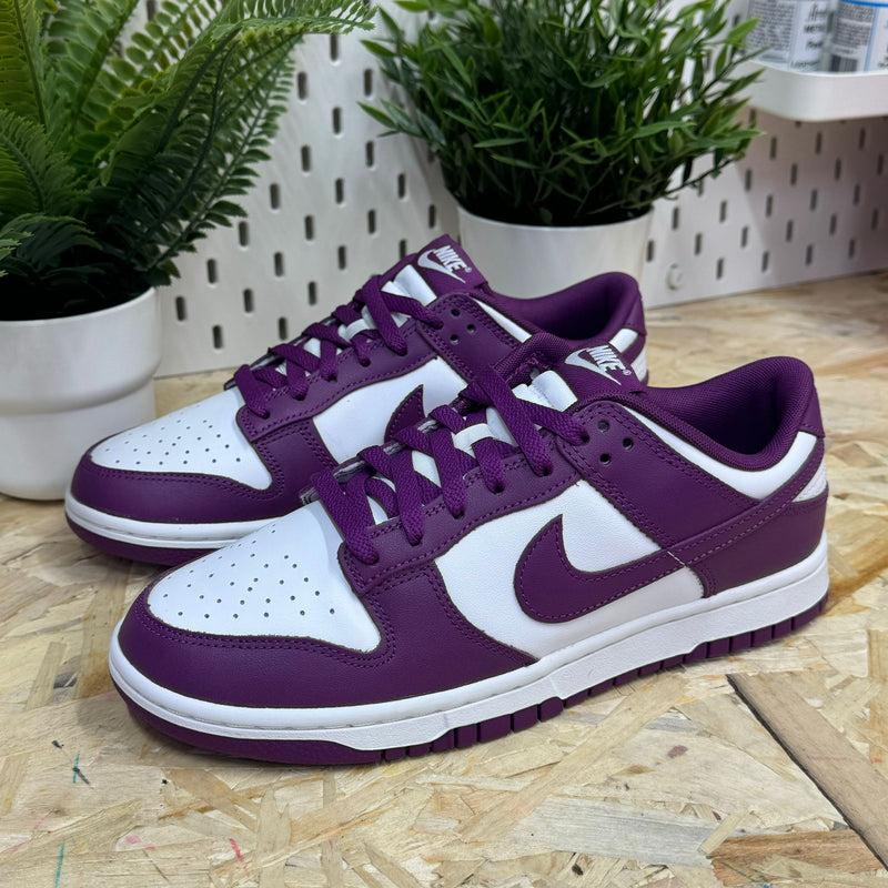 NIKE DV0833-107