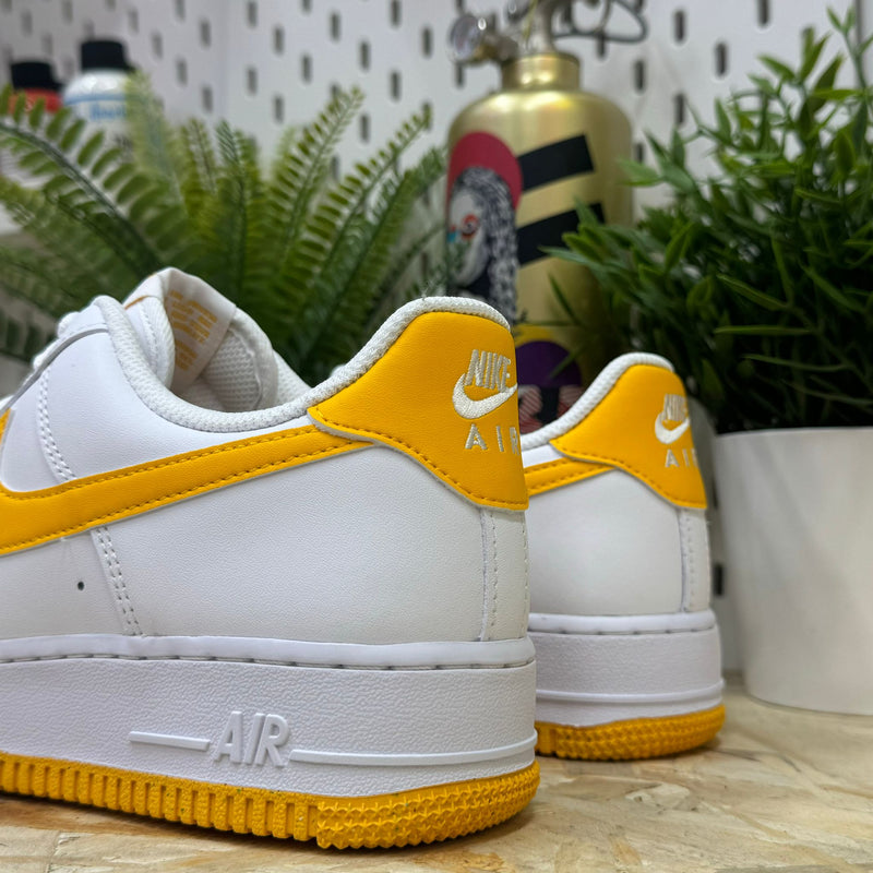 Nike Air Force 1 Low "University Gold"